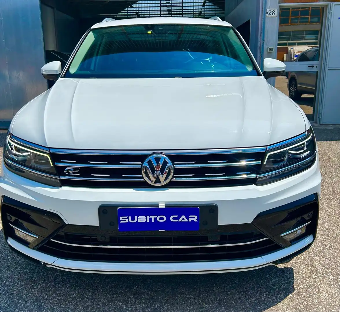 Volkswagen Tiguan Tiguan 2.0 tdi R-LINE 4motion 150cv dsg Blanc - 1