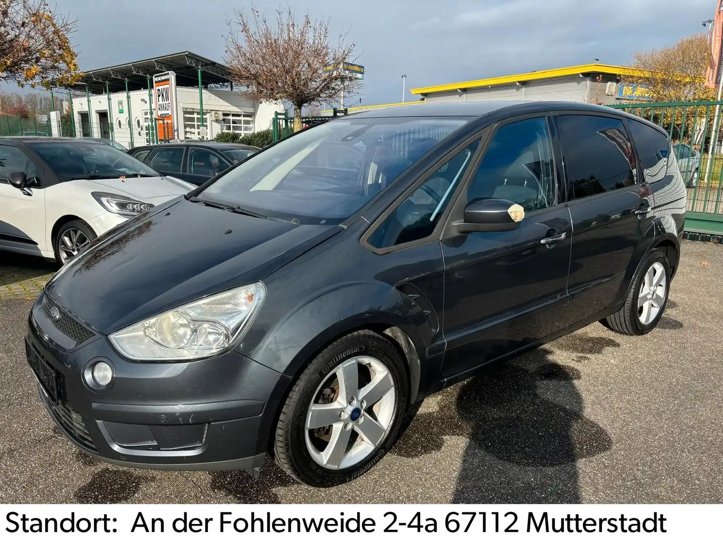 Ford S-Max S-MAX Titanium /2.Hd/SHZ/PDC/MFL/Navi Grau - 1