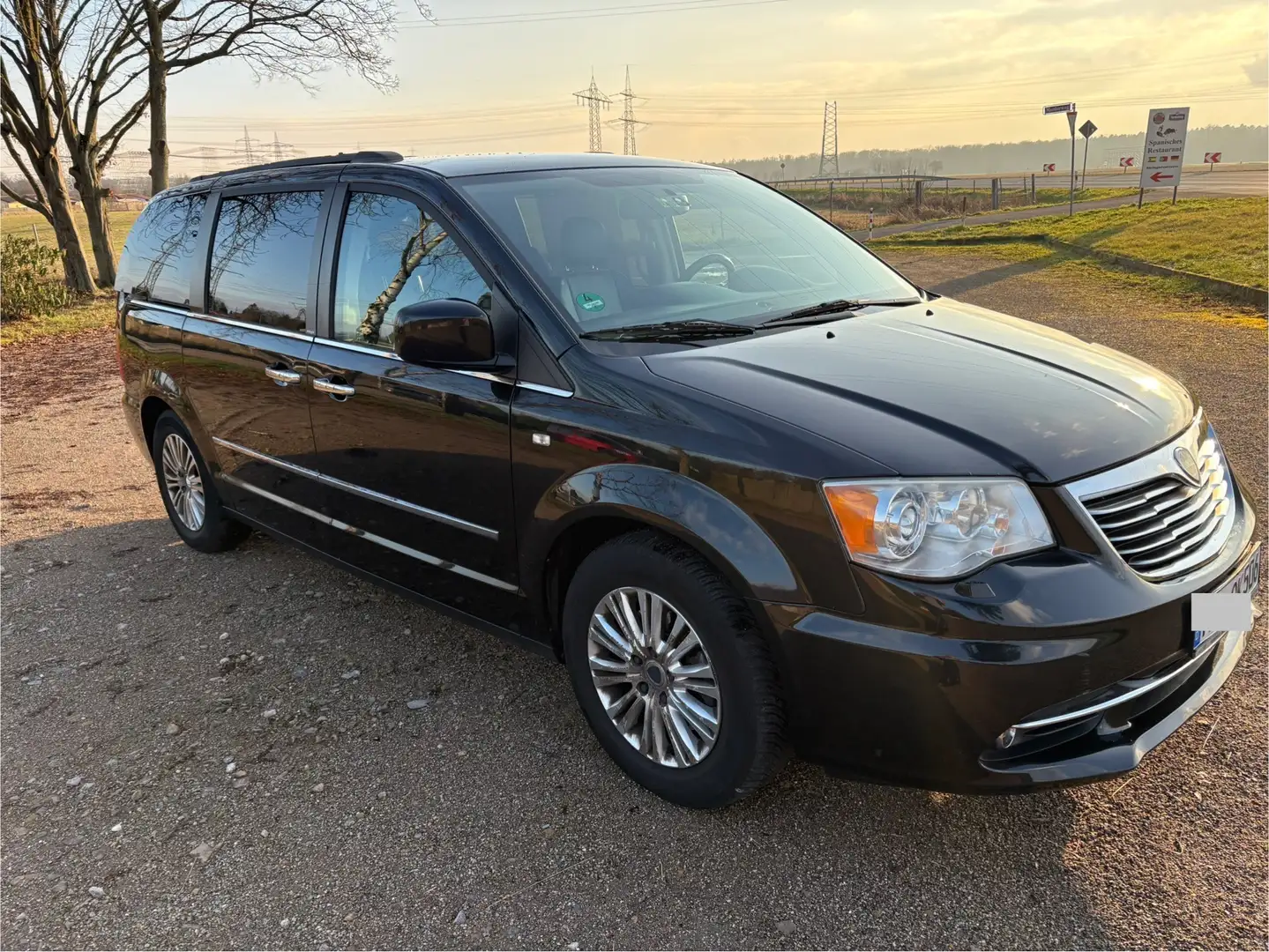 Lancia Voyager Gold - 2