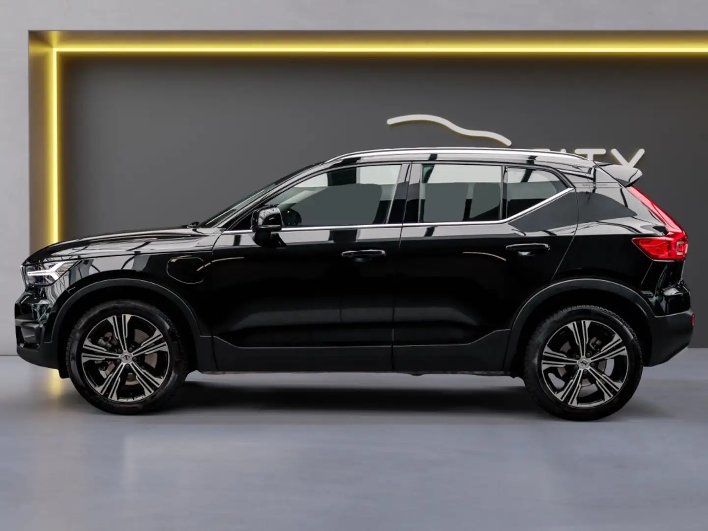 Volvo XC40 Inscription Exp. Recharge Plug-In Hybrid 2WD Noir - 2