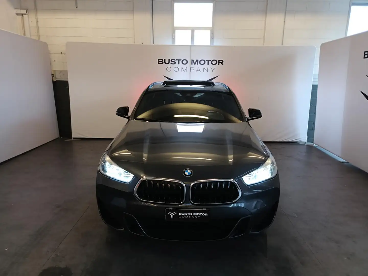 BMW X2 Sdrive20d MSport Automatico Gris - 2