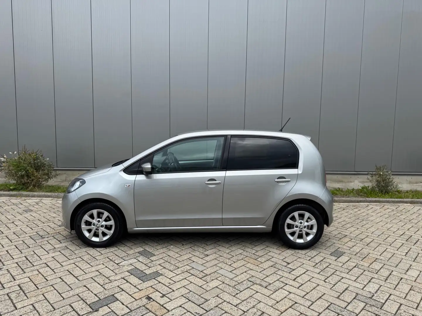 Skoda Citigo 1.0 Greentech 5Drs Airco Cruise Isofix Nap Gris - 2