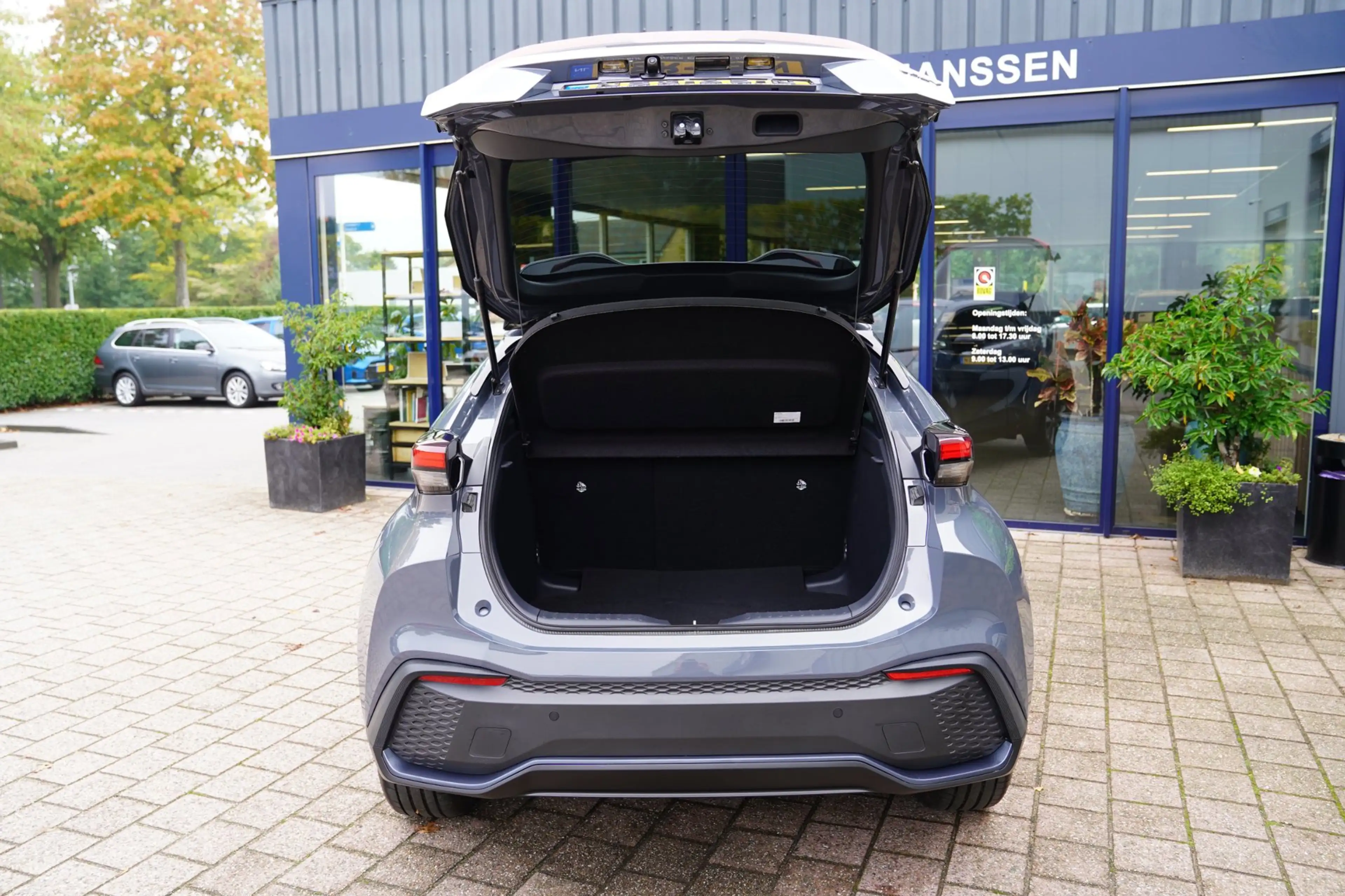 Toyota C-HR 1.8 Hybrid 140 Dynamic | Prijs rijklaar incl. 12 m — photo 11