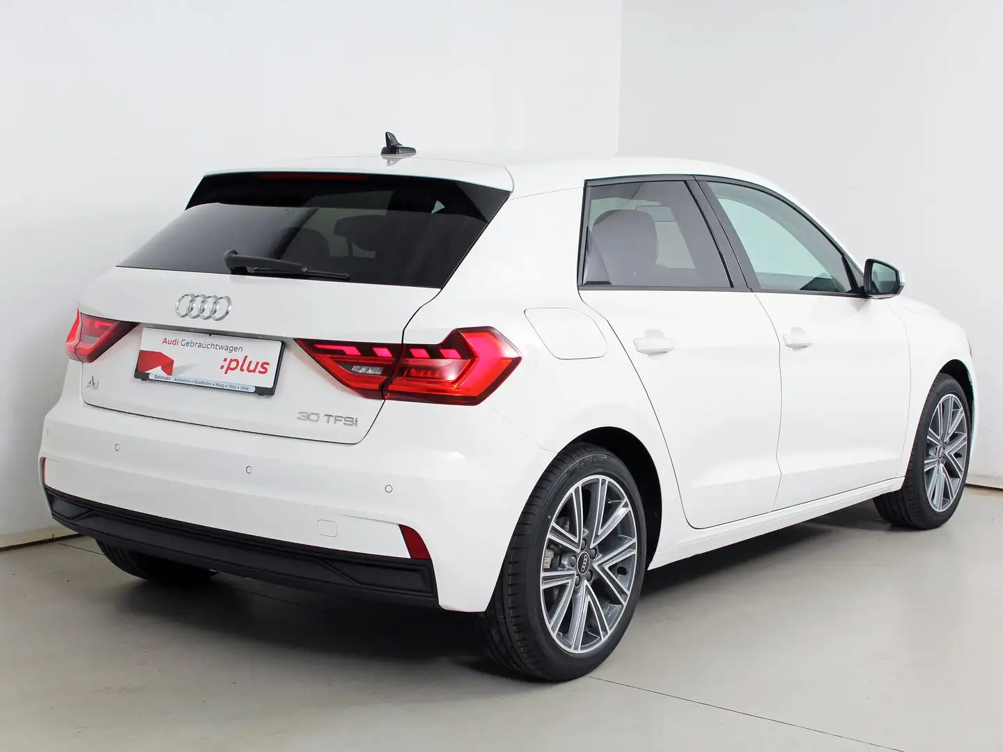 Audi A1 30 TFSI intense Weiß - 2
