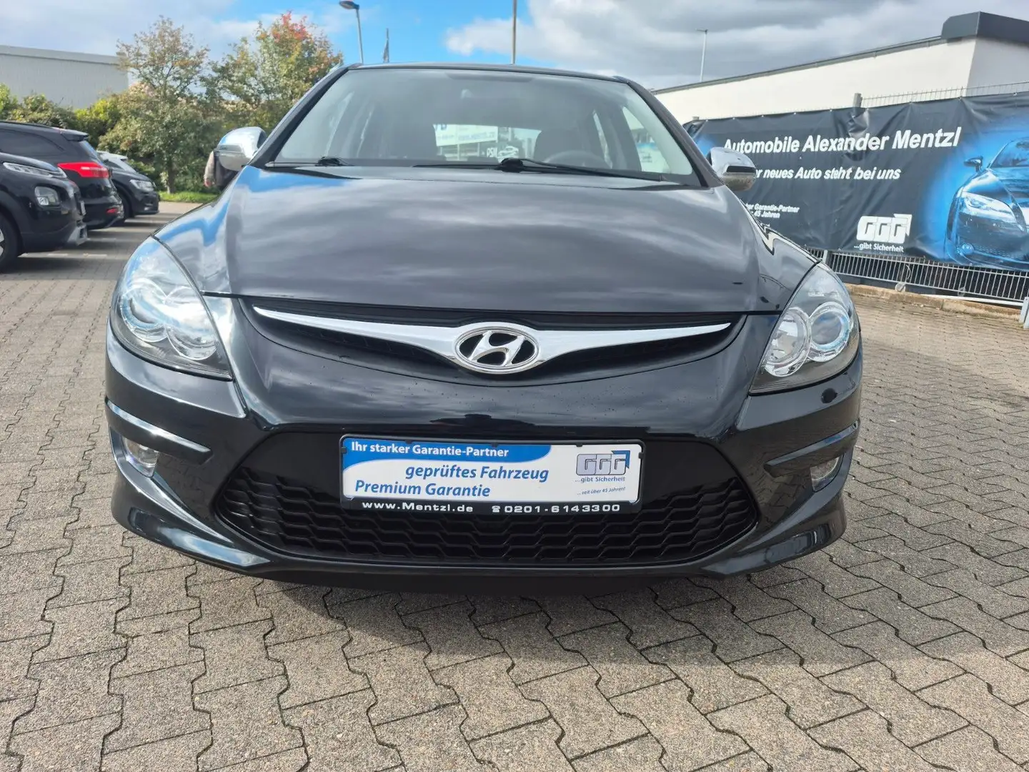 Hyundai i30 1.4 GARANTIE KLIMAANLAGE ALLWETER ALU 1-HAND Schwarz - 2