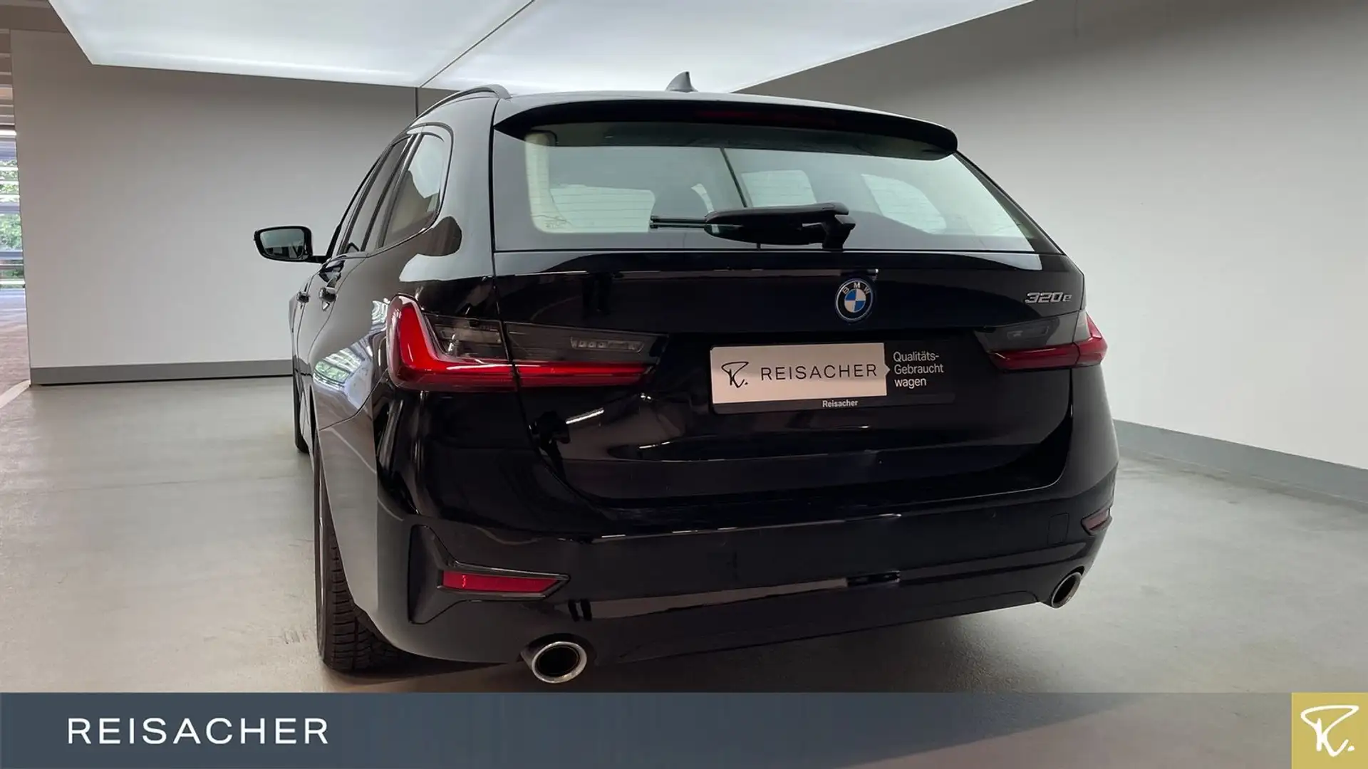 BMW 320 e Tou Sport-Line SAG LCProf ACC DAB Schwarz - 2