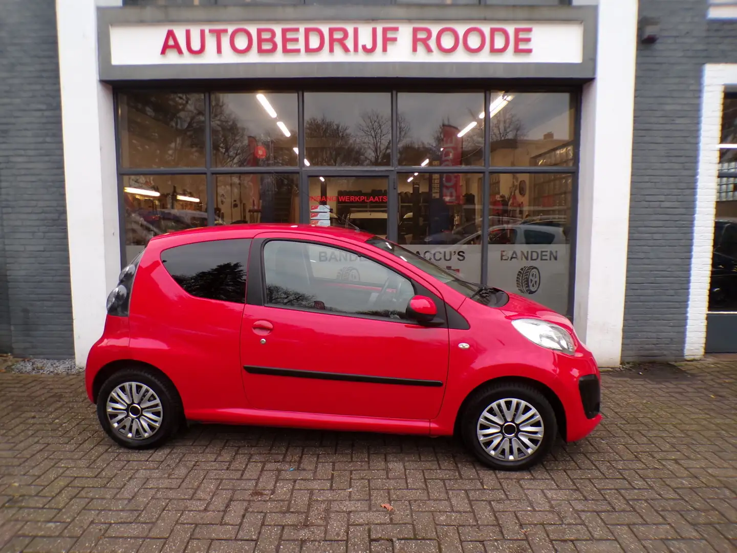 Citroen C1 1.0 Exclusive AIRCO,LED,NIEUWE APK,ZEER MOOI !! Rouge - 1