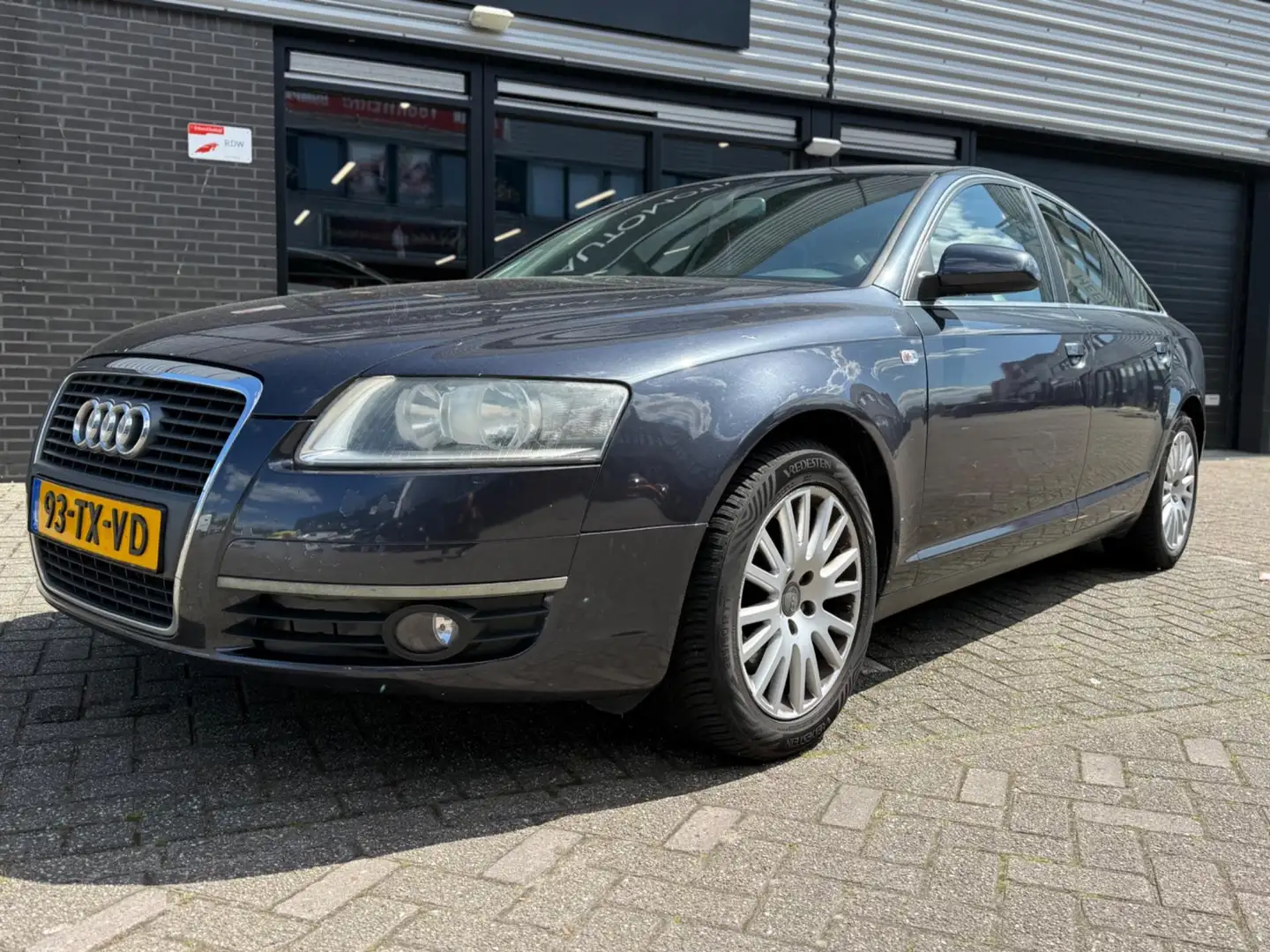 Audi A6 Limousine 2.0 TFSI Pro Line Business Grijs - 2