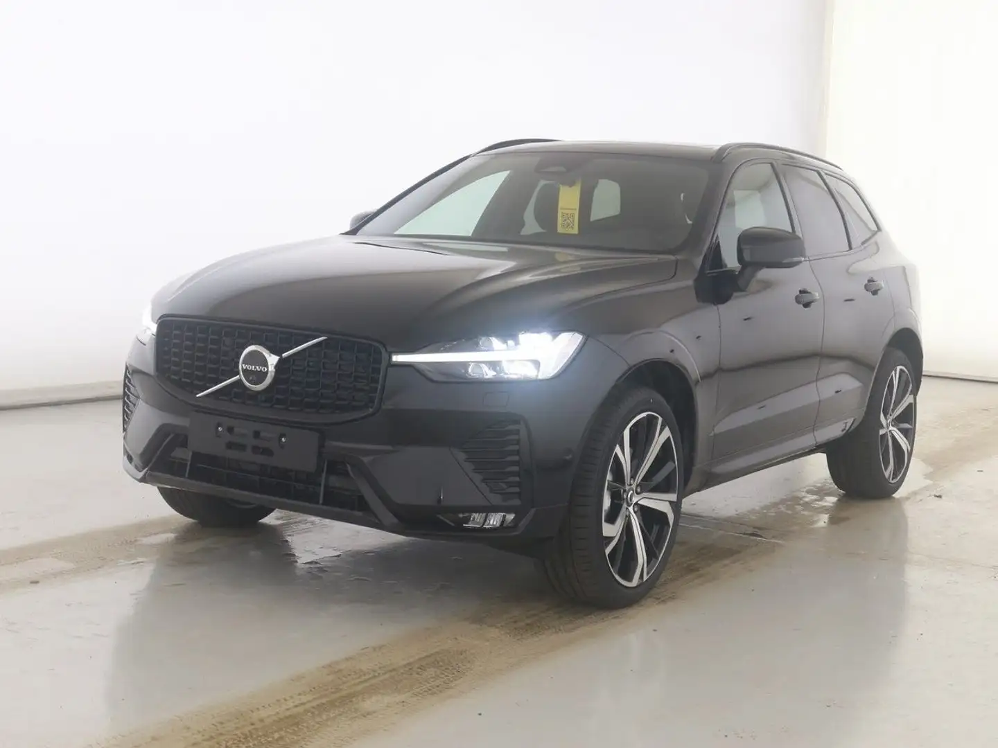 Volvo XC60 B5 Plus Dark AWD Schwarz - 1