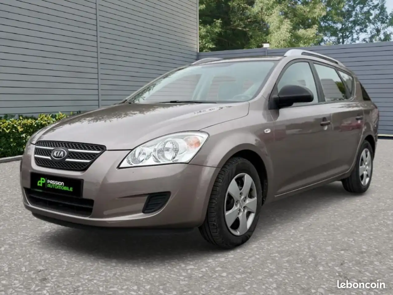 Kia Ceed SW \u002F cee'd SW Ceed 1ER MAIN