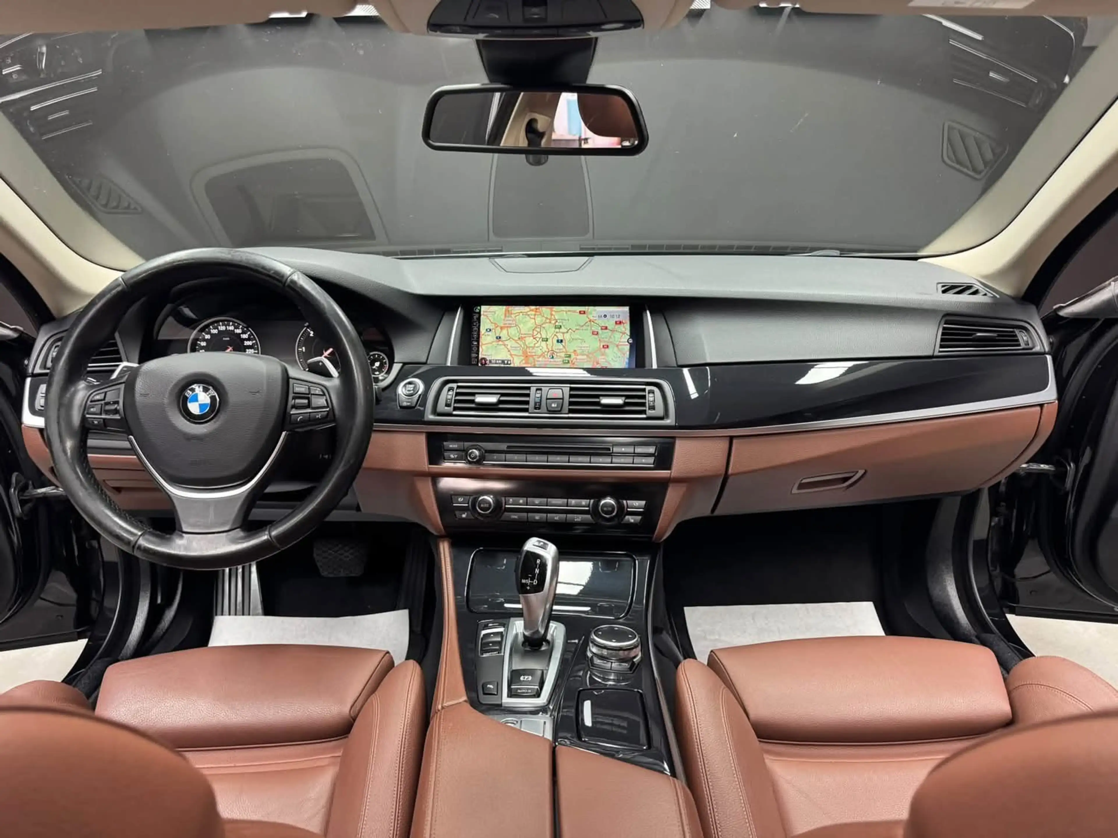 BMW 520 Touring 520 dA **12 mois de garantie** — photo 14
