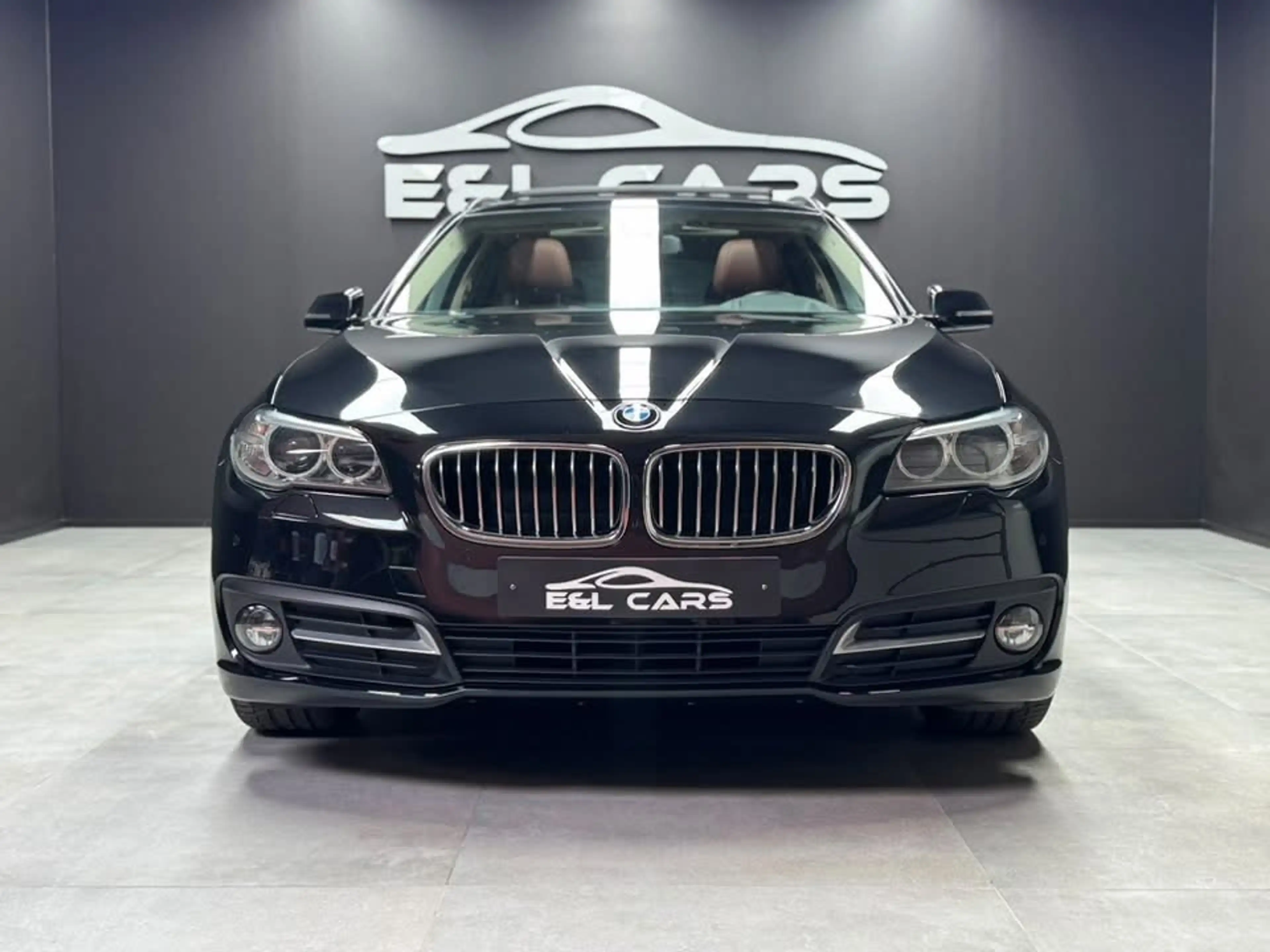 BMW 520 Touring 520 dA **12 mois de garantie** — photo 2