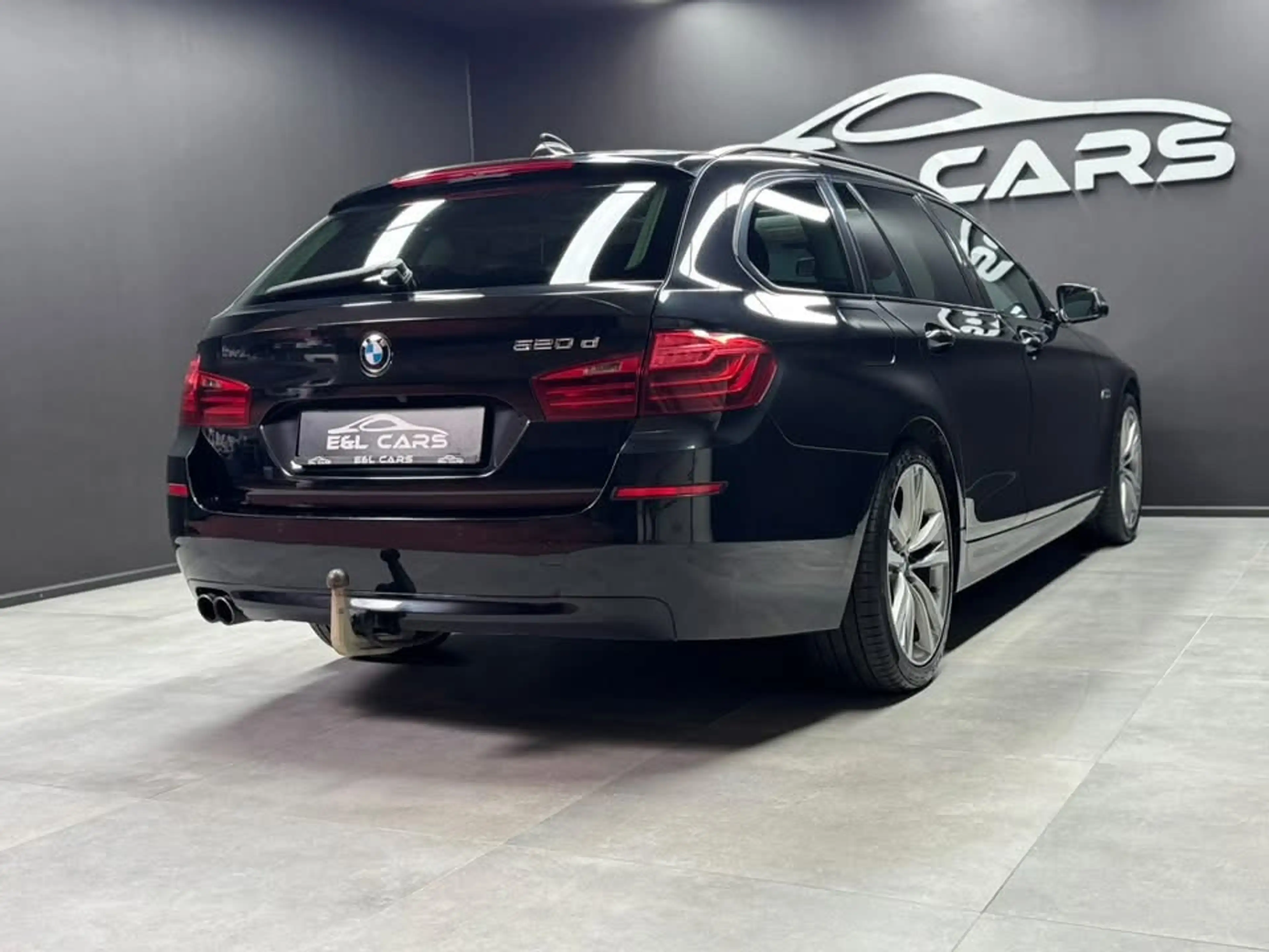 BMW 520 Touring 520 dA **12 mois de garantie** — photo 4