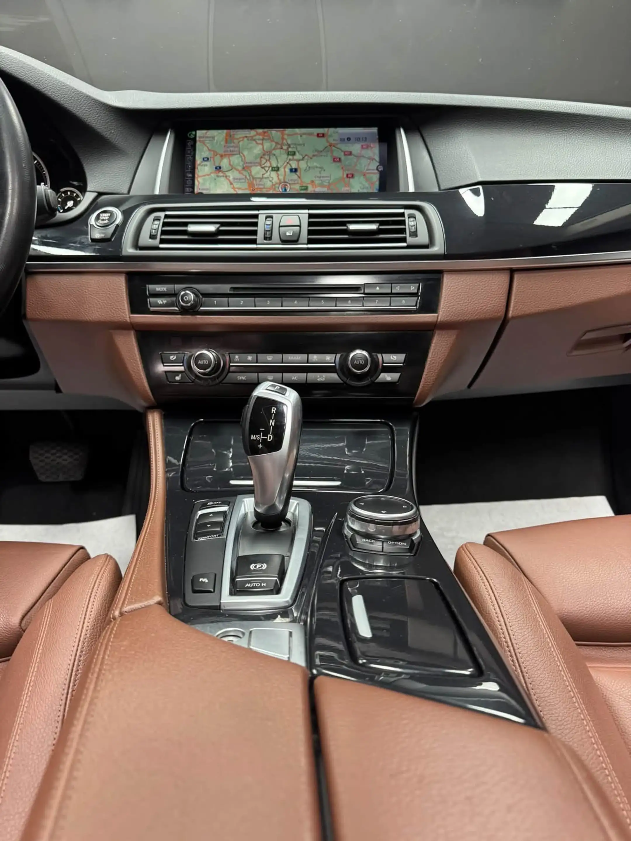 BMW 520 Touring 520 dA **12 mois de garantie** — photo 15