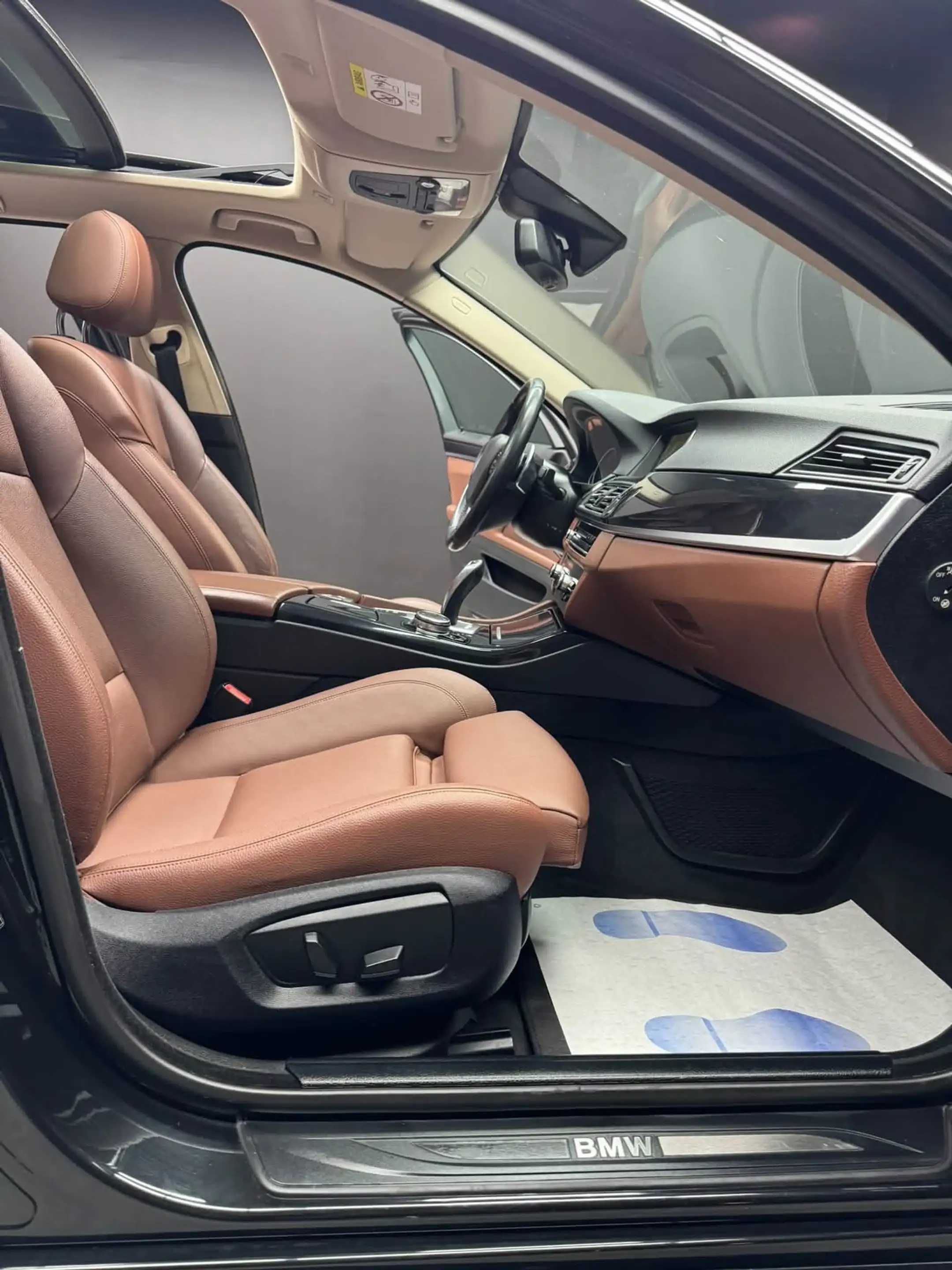 BMW 520 Touring 520 dA **12 mois de garantie** — photo 12