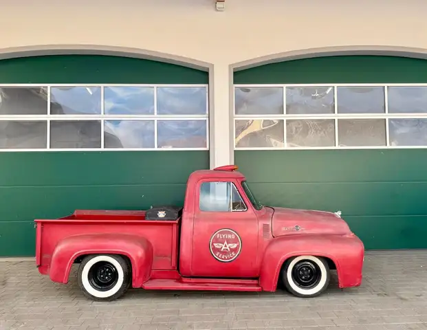 Ford F 100