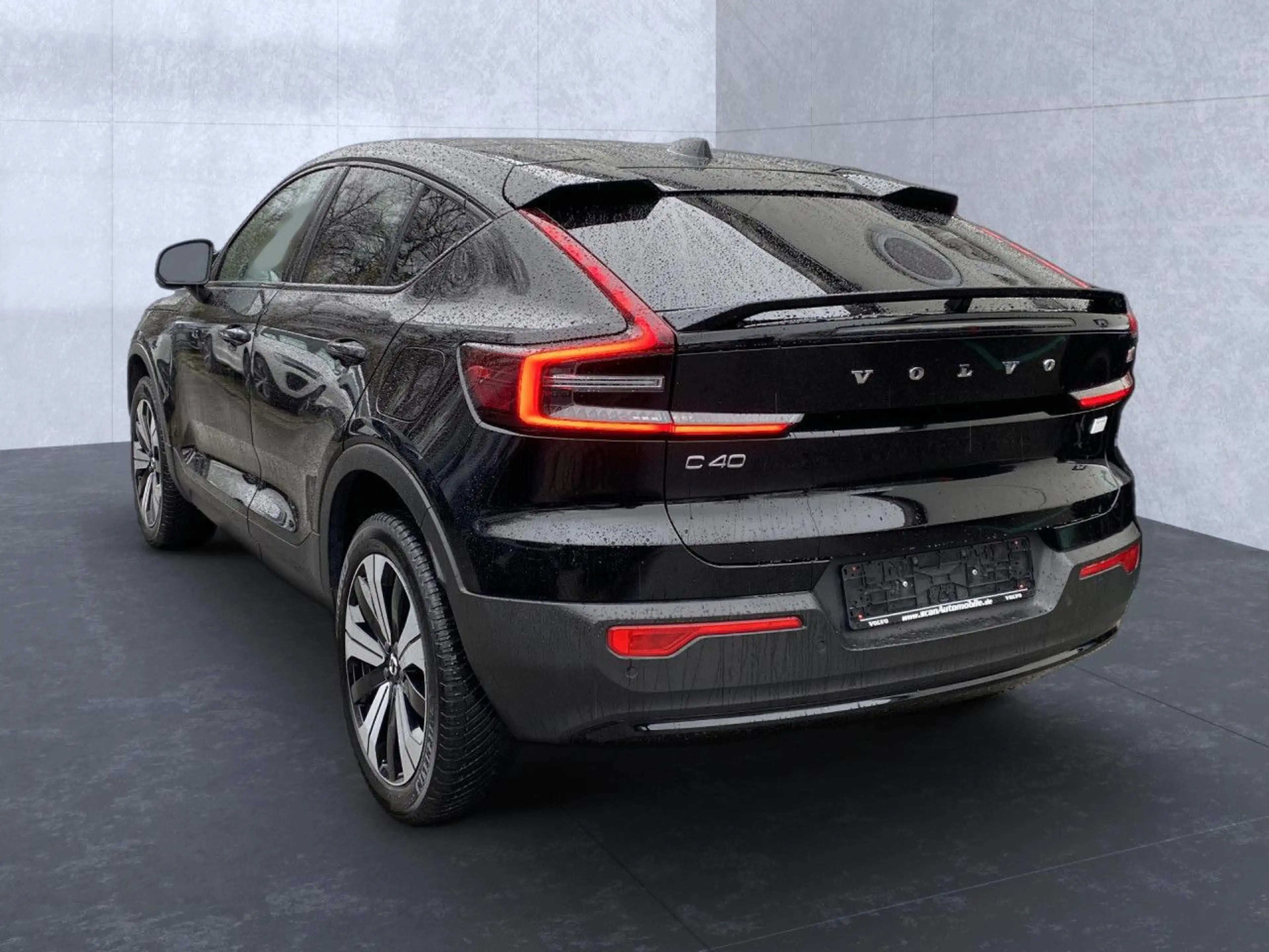 Volvo C40 Plus Recharge Pure Electric 2WD Bluetooth LED — photo 3