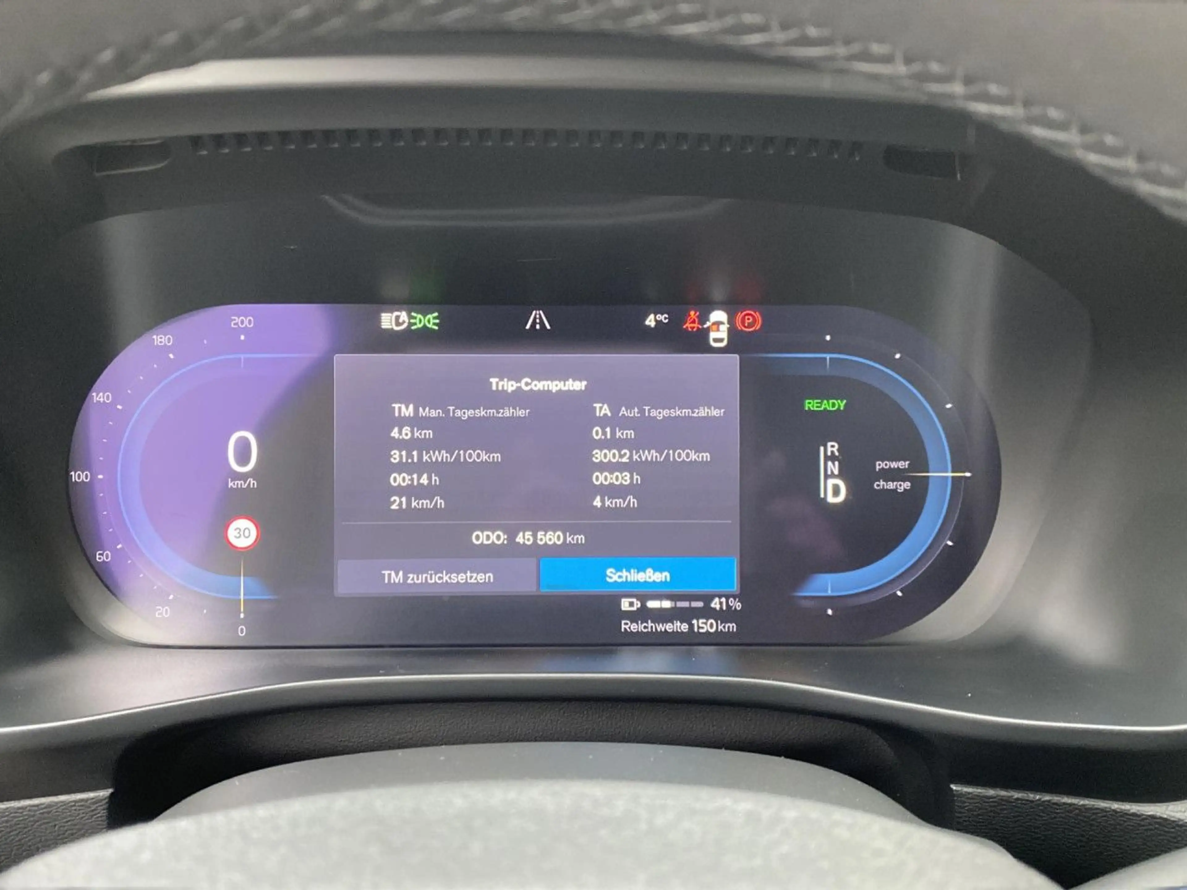 Volvo C40 Plus Recharge Pure Electric 2WD Bluetooth LED — photo 15
