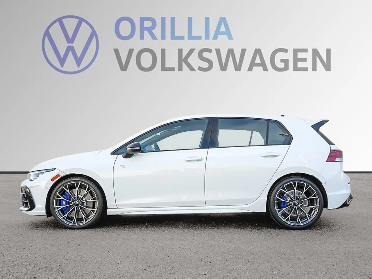 Volkswagen Golf R снимка Volkswagen Golf R
