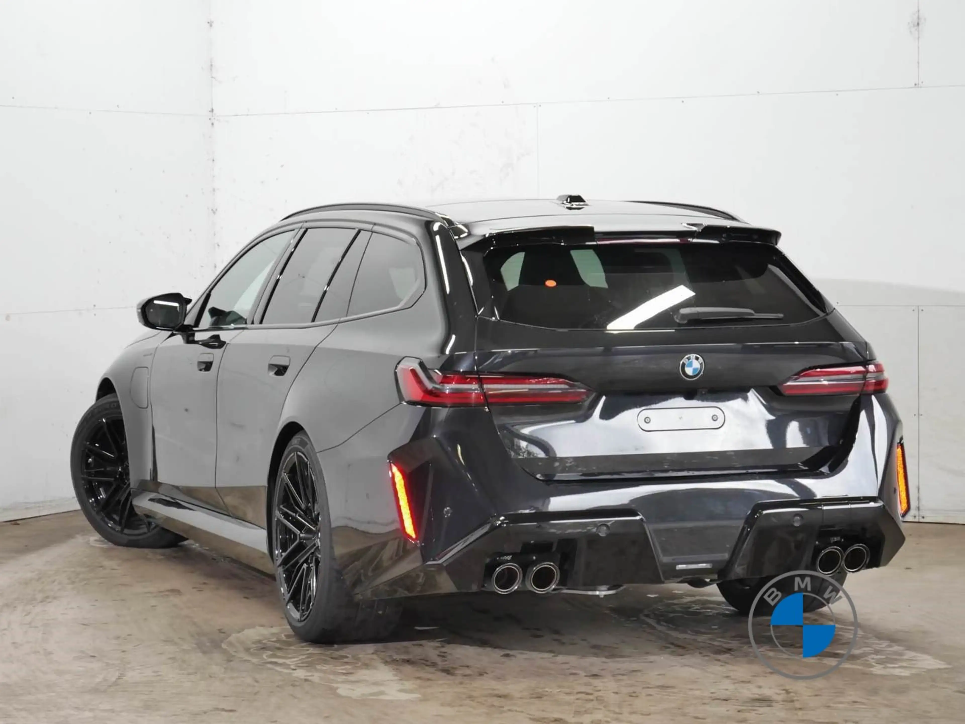 BMW M5 Touring M Sport 20"/21" Keramik Pano AHK — photo 4