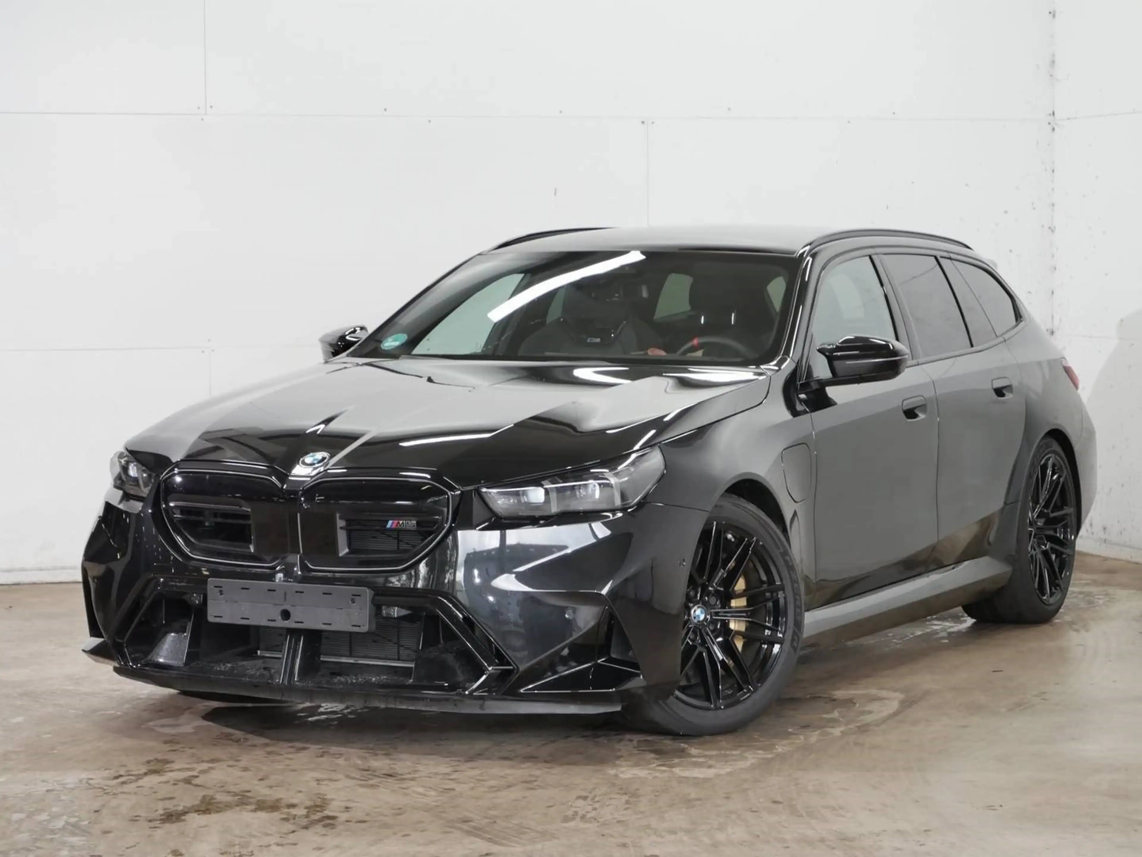BMW M5 Touring M Sport 20"/21" Keramik Pano AHK — photo 2