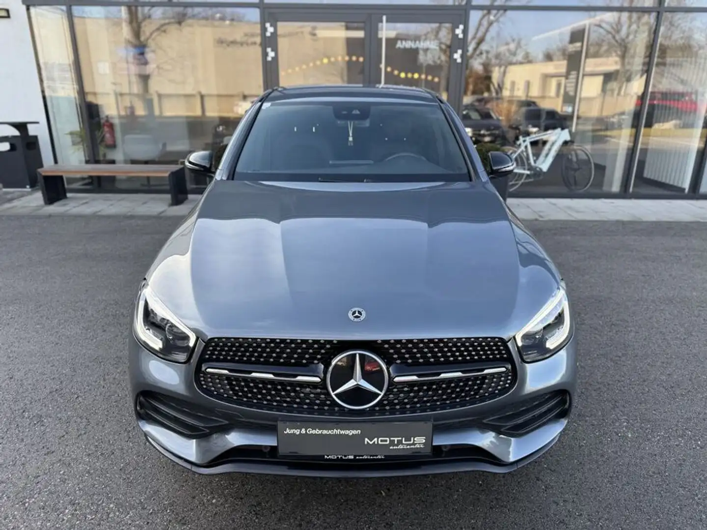 Mercedes-Benz GLC 200 Coupé 4MATIC Aut. Grau - 2