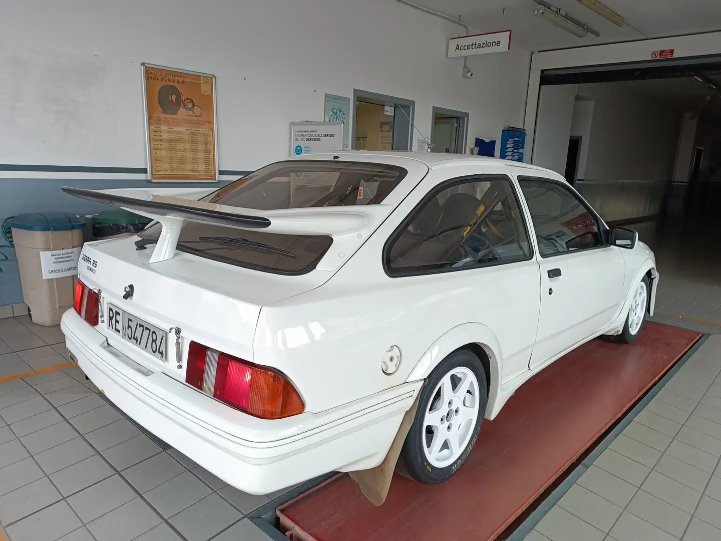 Ford Sierra Sierra 3p 2.0 RS Cosworth Blanco - 2