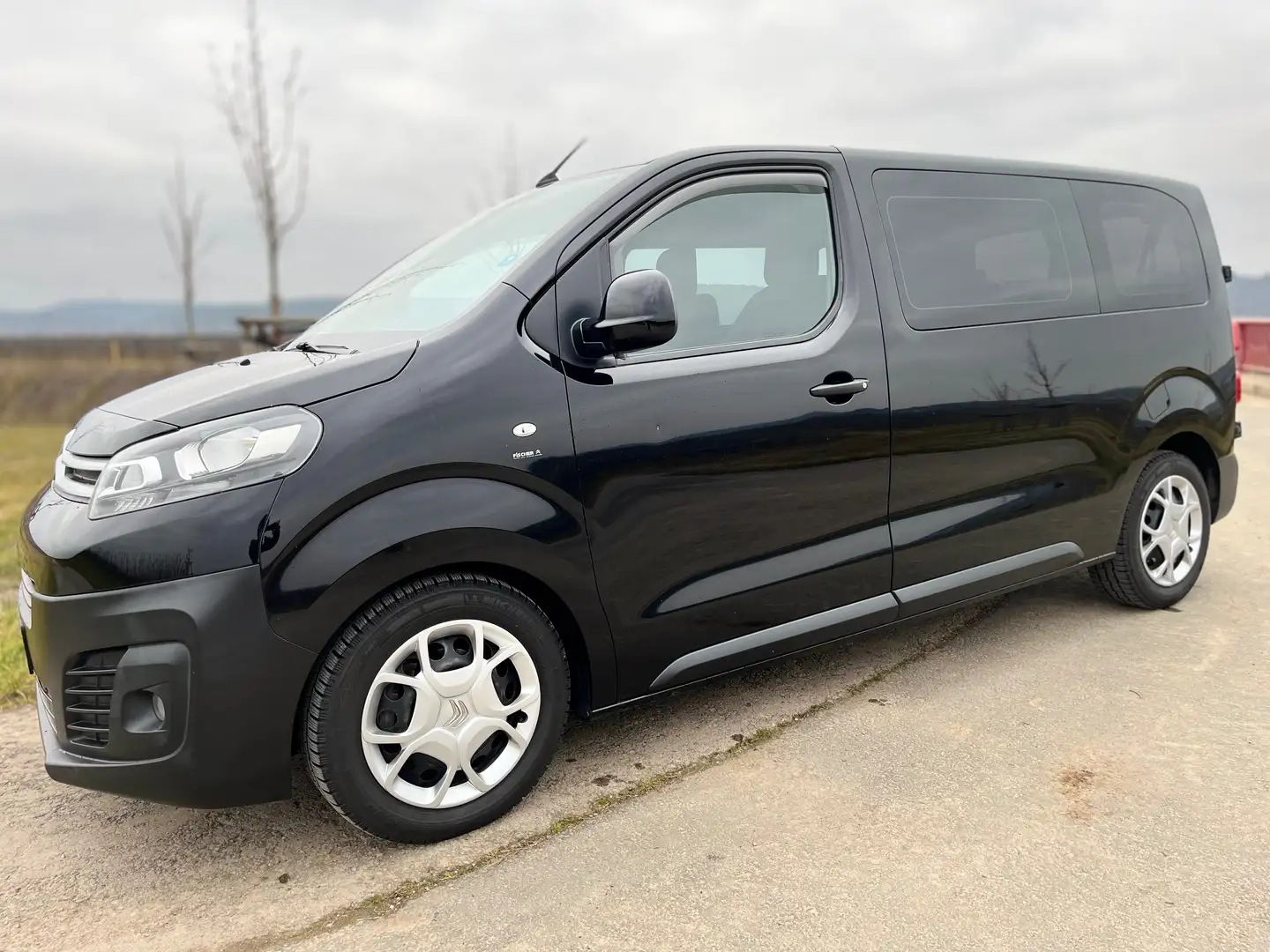 Citroen Jumpy Spacetourer M BlueHDi 150 Negro - 1