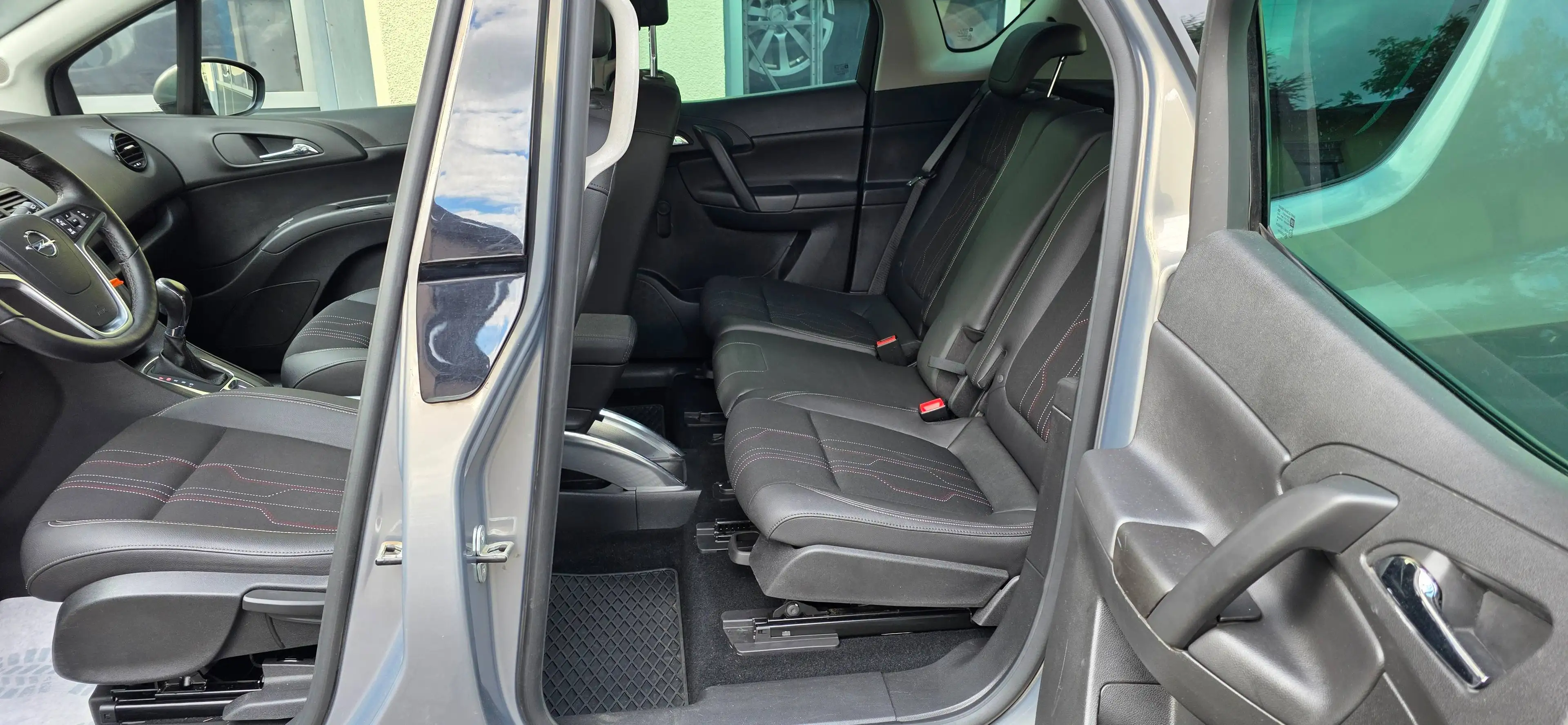 Opel Meriva 150 Jahre Opel*Aut*PDC*Klima*Sitzheizung — photo 8