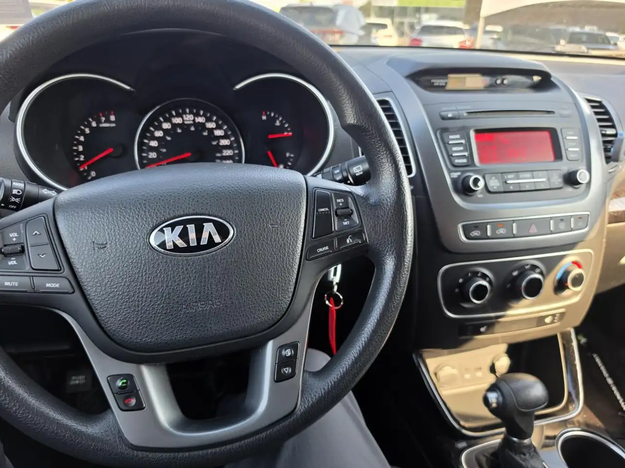 Kia Sorento photo Kia Sorento