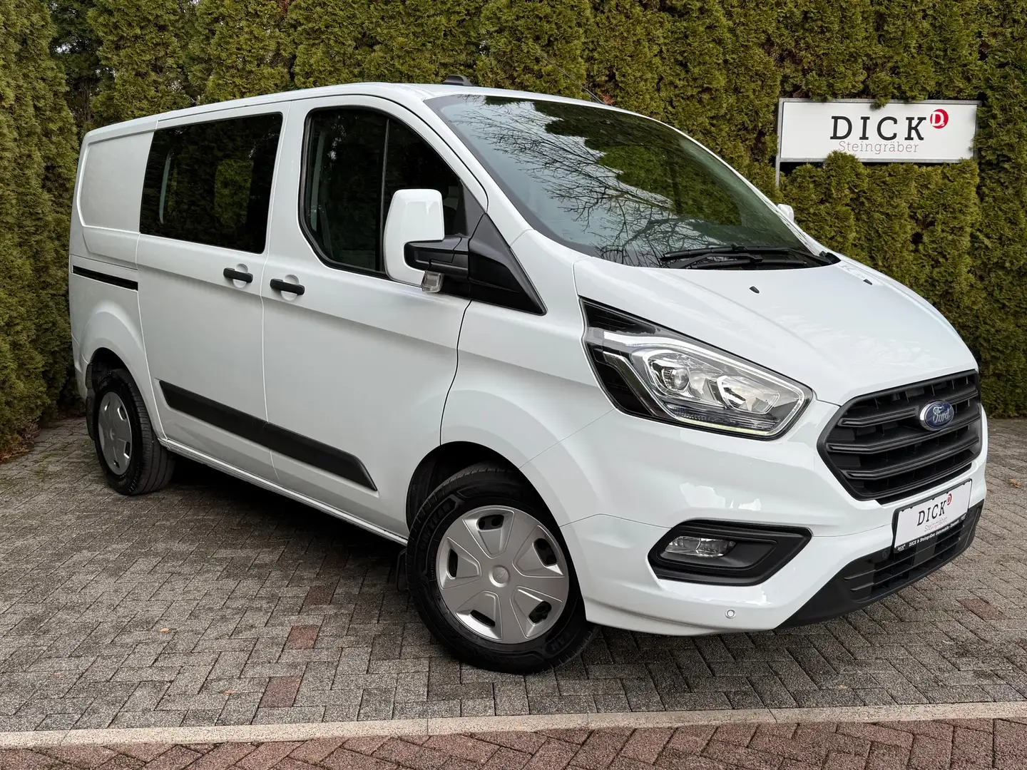 Ford Transit Custom 340 L1 Aut. 3Si+NAV+STHZ+SHZ+KAM+ Weiß - 1