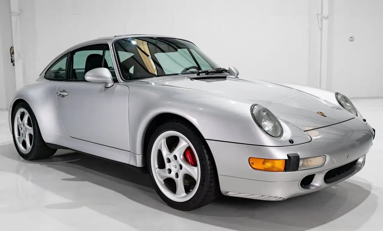 Porsche 911 CARRERA 4S SUNROOF COUPE (ONE OWNER, SIX-SPEED MANUAL) ONE OWNER, SIX-SPEED MANUAL, foto 5
