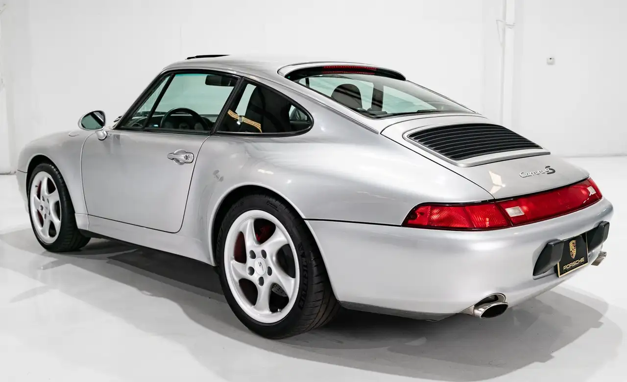 Porsche 911 CARRERA 4S SUNROOF COUPE (ONE OWNER, SIX-SPEED MANUAL) ONE OWNER, SIX-SPEED MANUAL, foto 9
