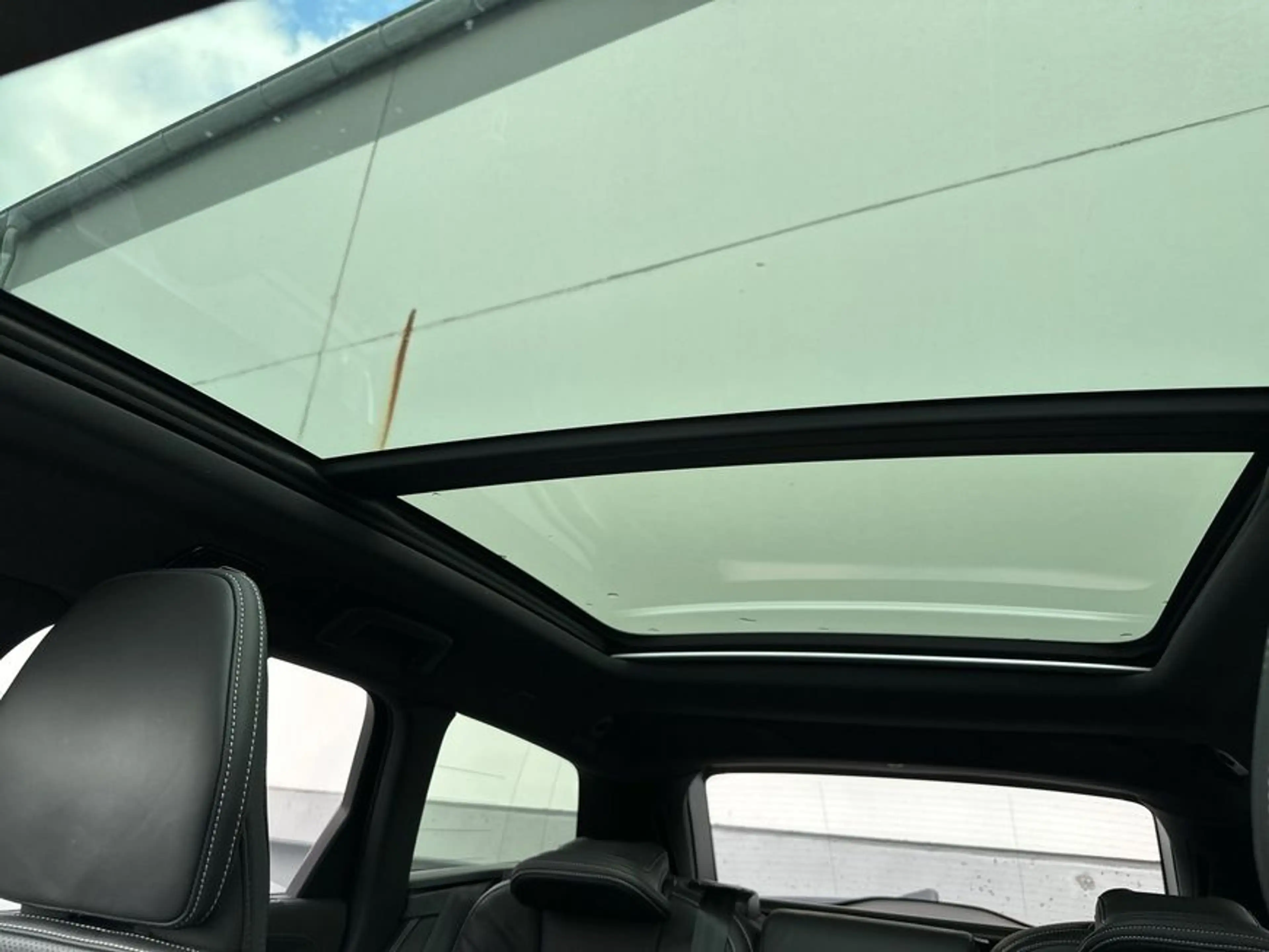 Volvo V90 T8 Plug-in Hybrid AWD Ultra Dark — photo 22