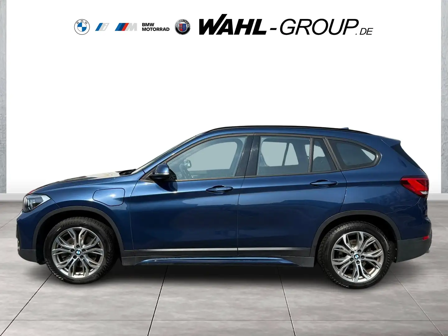 BMW X1 xDrive25e Sport Line 87% Akku PDC LED Navi SHZ Blau - 2