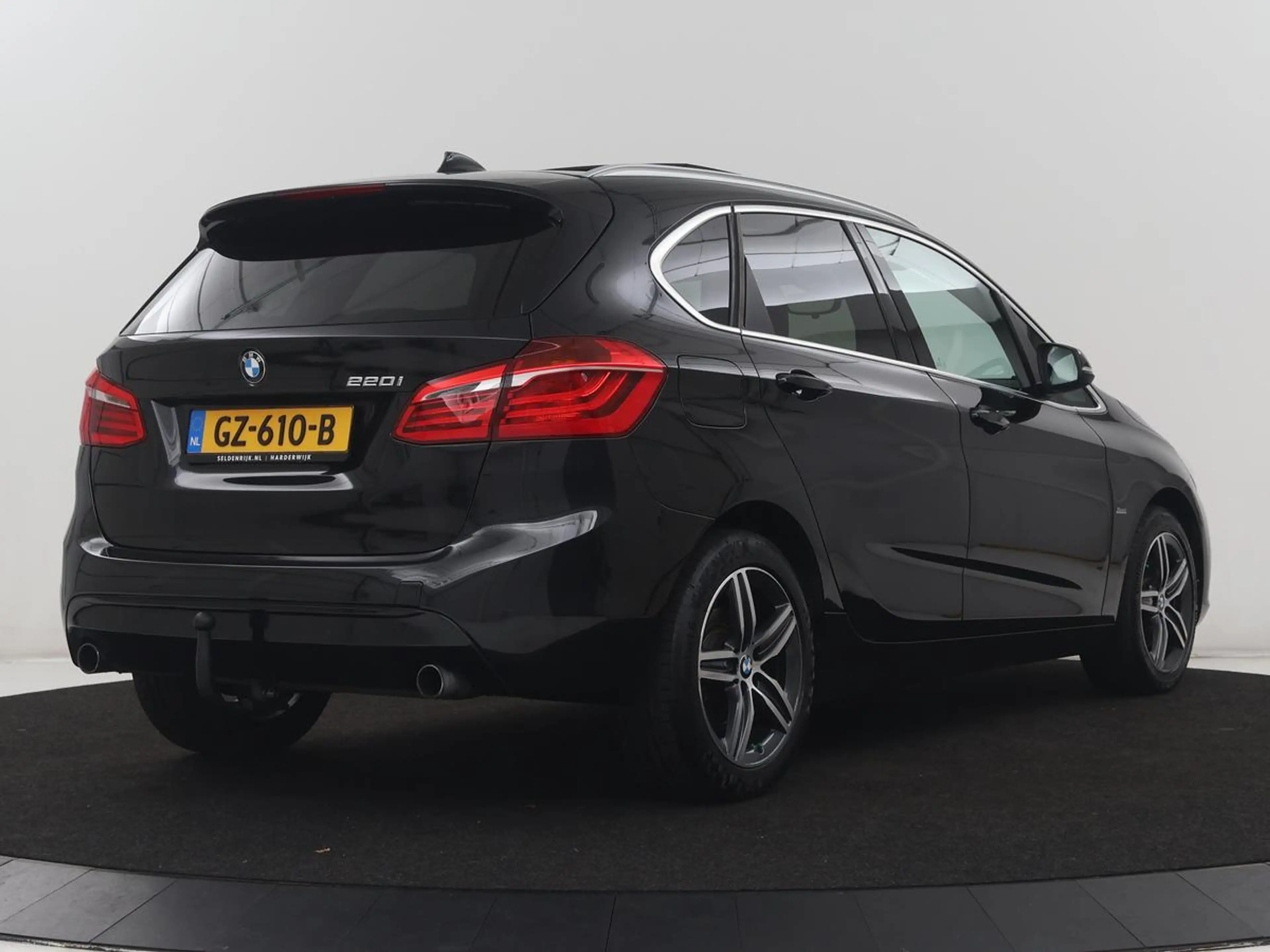 BMW 220 2-serie Active Tourer 220i High Executive | Panora — photo 31