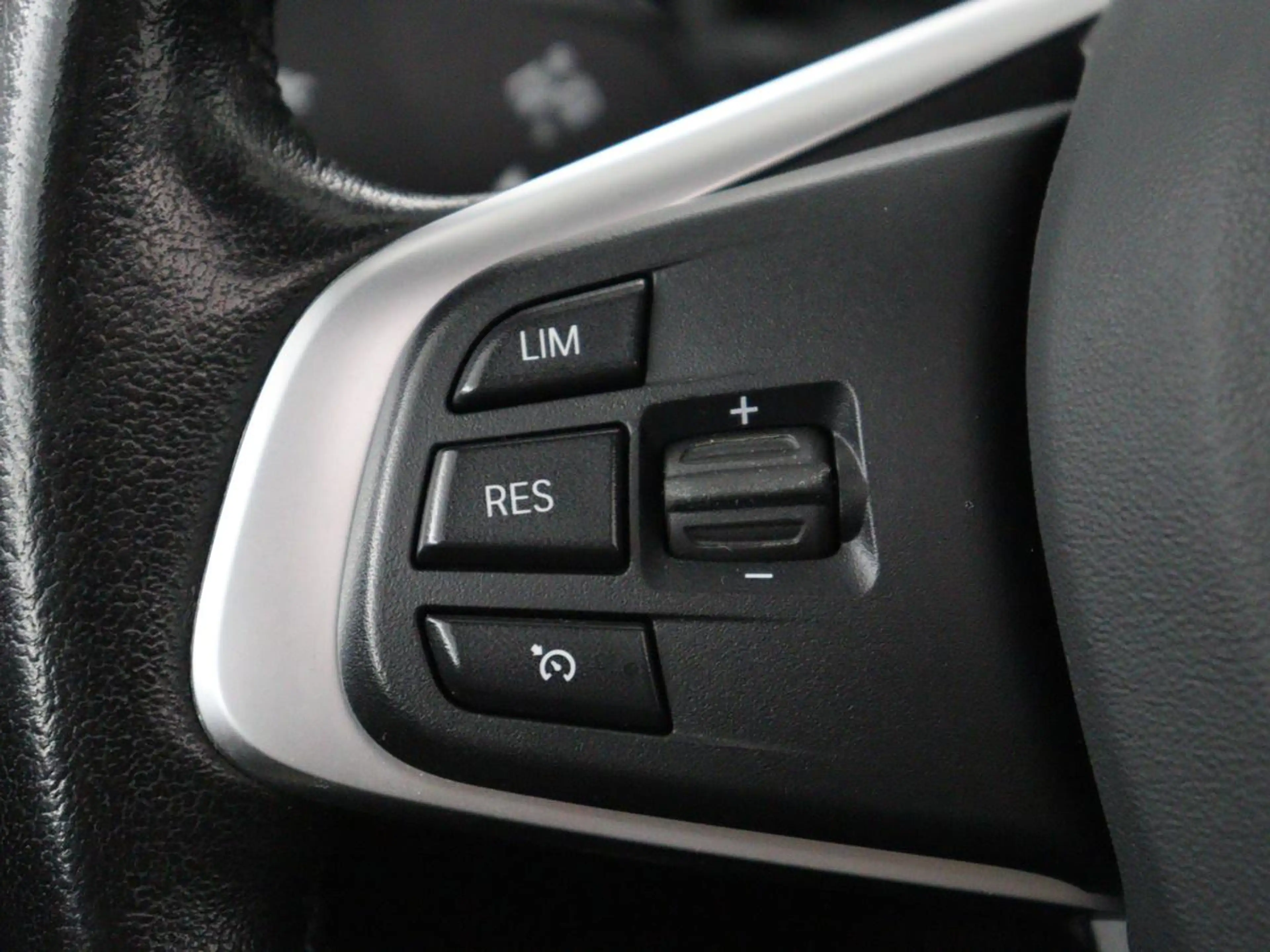 BMW 220 2-serie Active Tourer 220i High Executive | Panora — photo 23