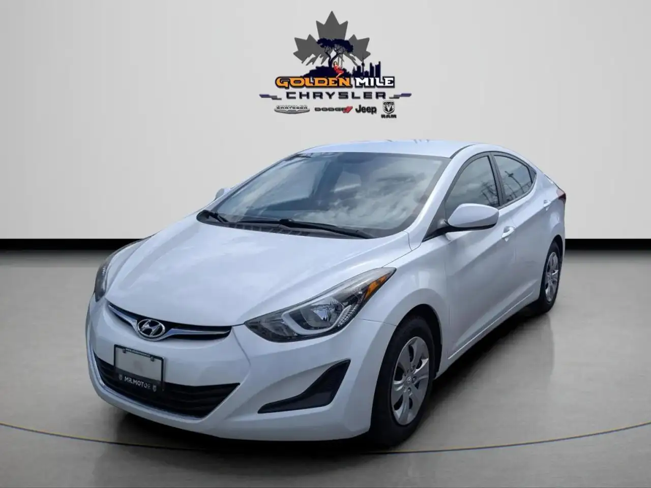 Hyundai ELANTRA снимка Hyundai ELANTRA