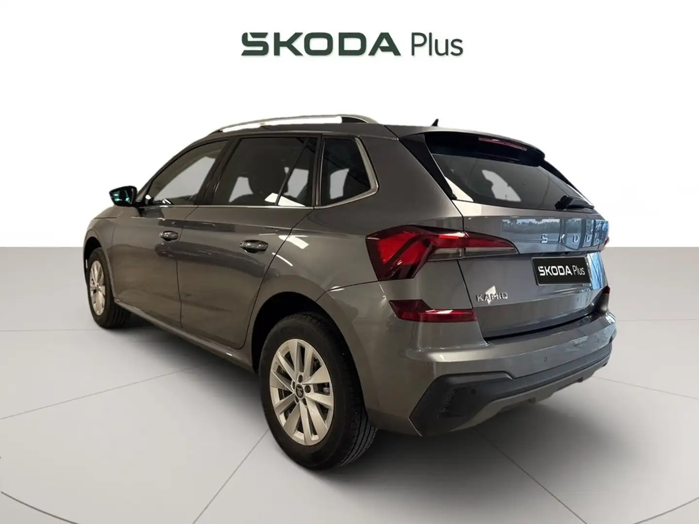 Skoda Kamiq 1.0 TSI Selection 85kW Gris - 2