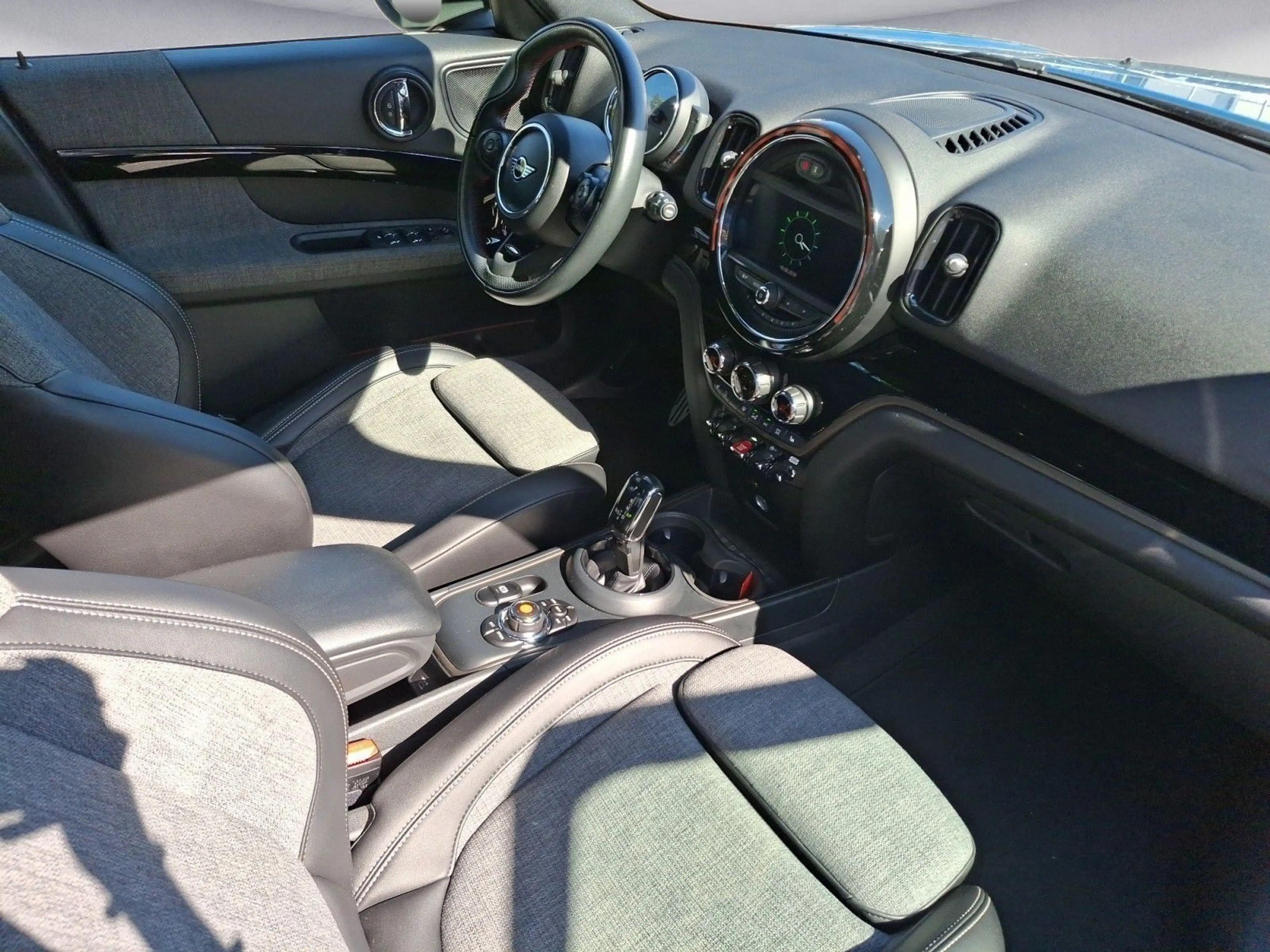 MINI Cooper Countryman Cooper S ALL4 Navi PDC Parkassistent — photo 13