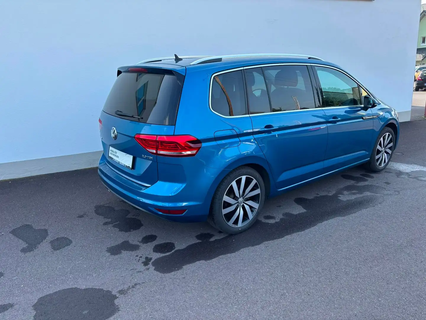 Volkswagen Touran Highline TDI SCR Blau - 2
