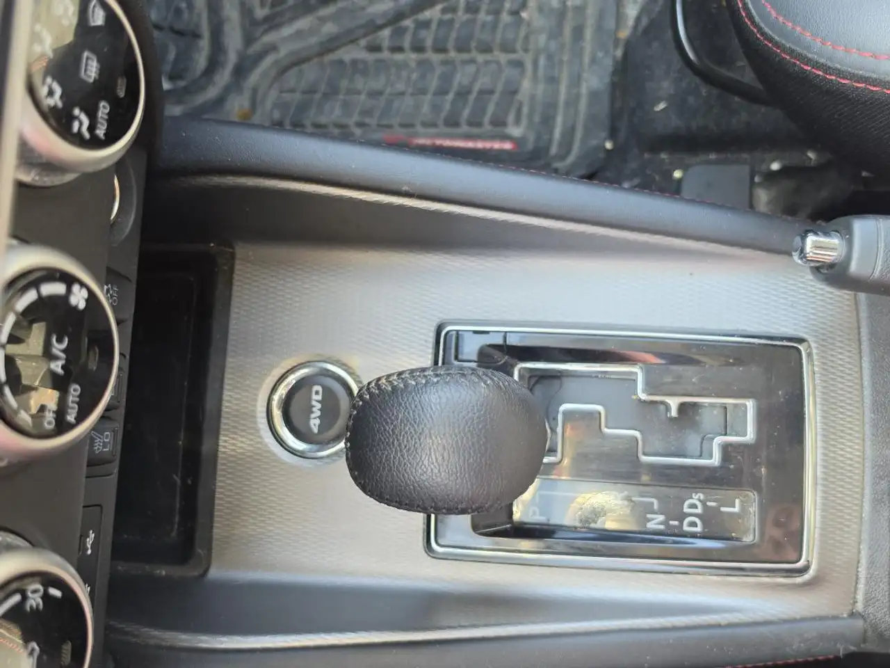 Mitsubishi RVR снимка Mitsubishi RVR