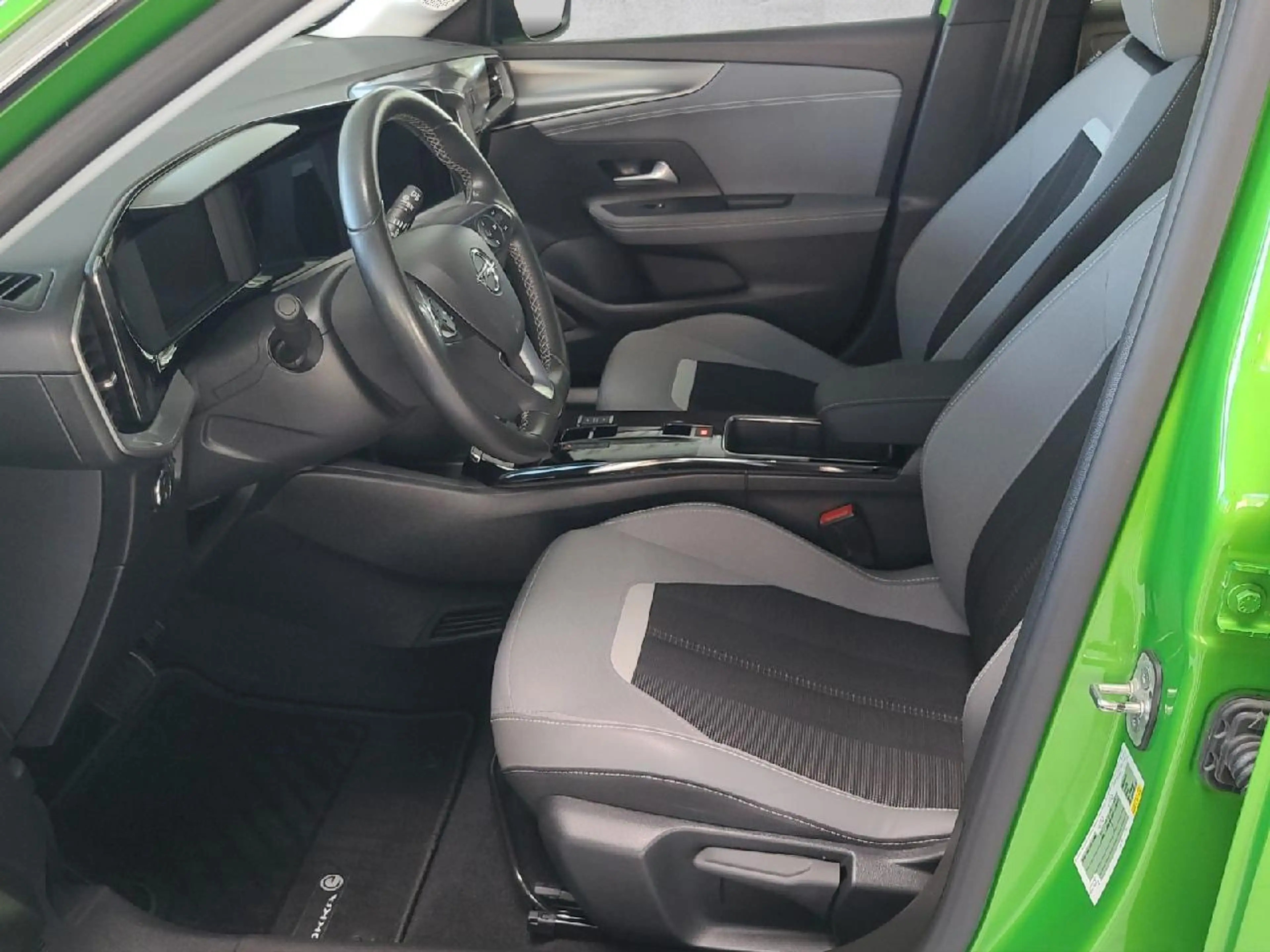 Opel Mokka-E e Elegance — photo 9