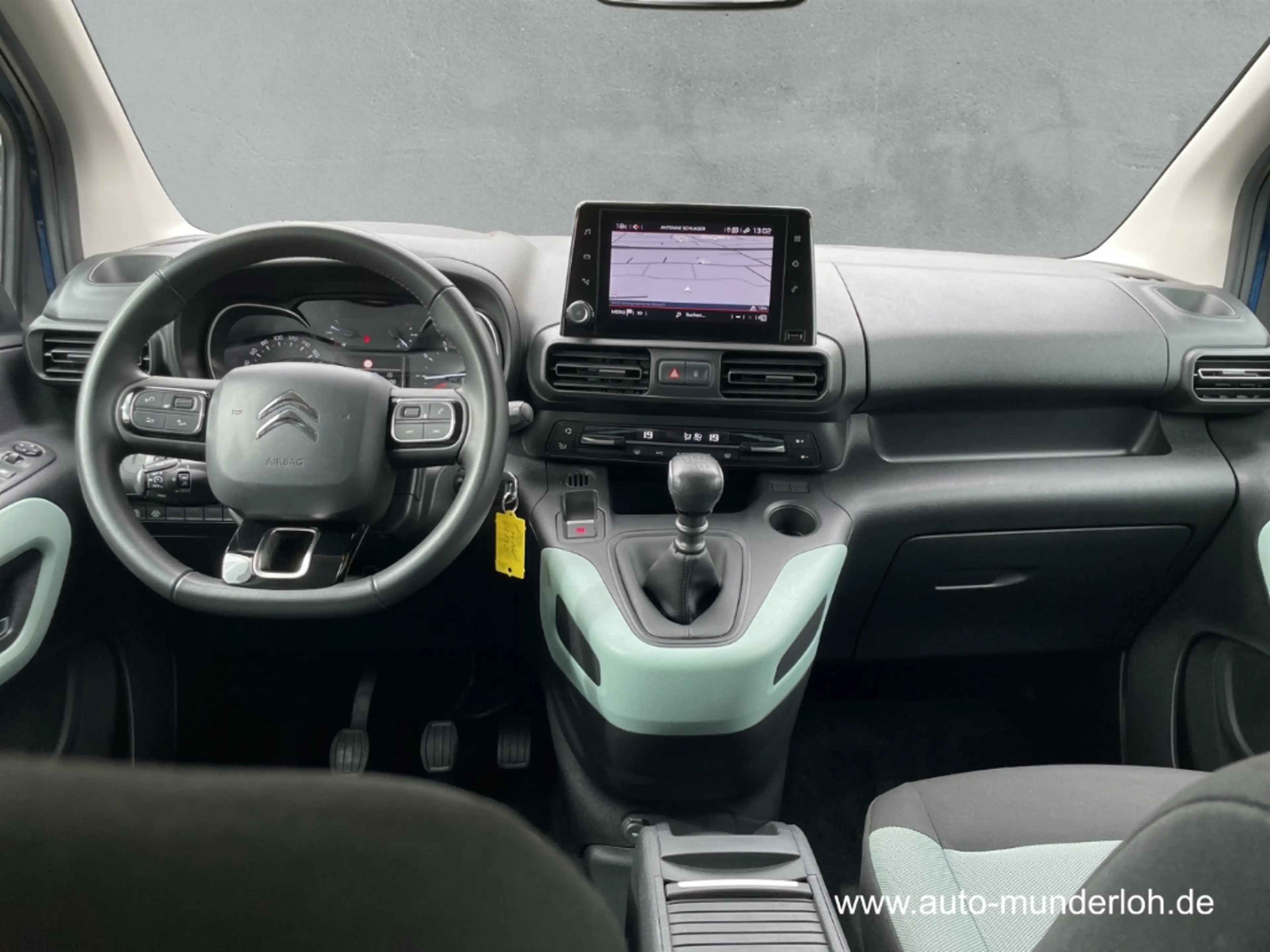 Citroen Berlingo Shine XL BlueHDi 130 RÜCKFAHRKAMERA SITZHEIZUNG — photo 8