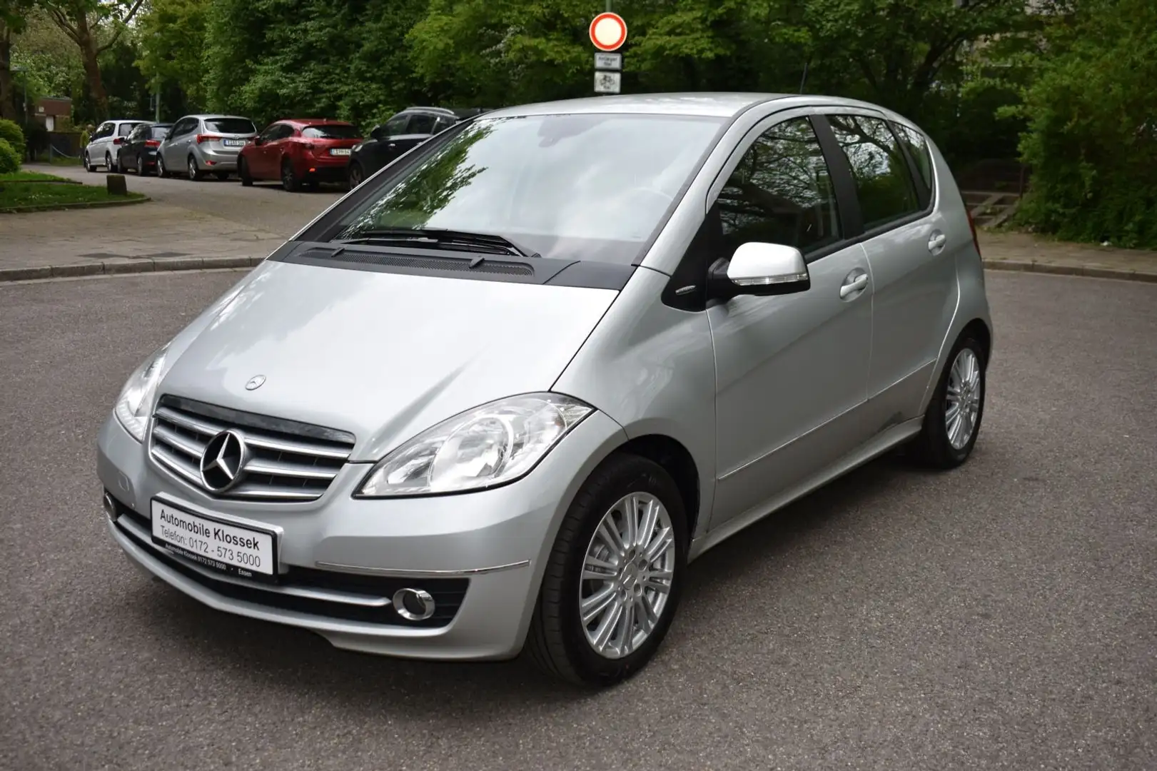 Mercedes-Benz A 170 A -Klasse A 170, Automatik, Shz, AHK etc. Plateado - 1