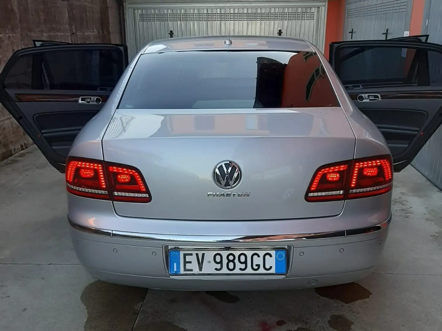 Volkswagen Phaeton 3.0 V6 tdi 245cv 5p.ti tiptronic Argintiu - 2