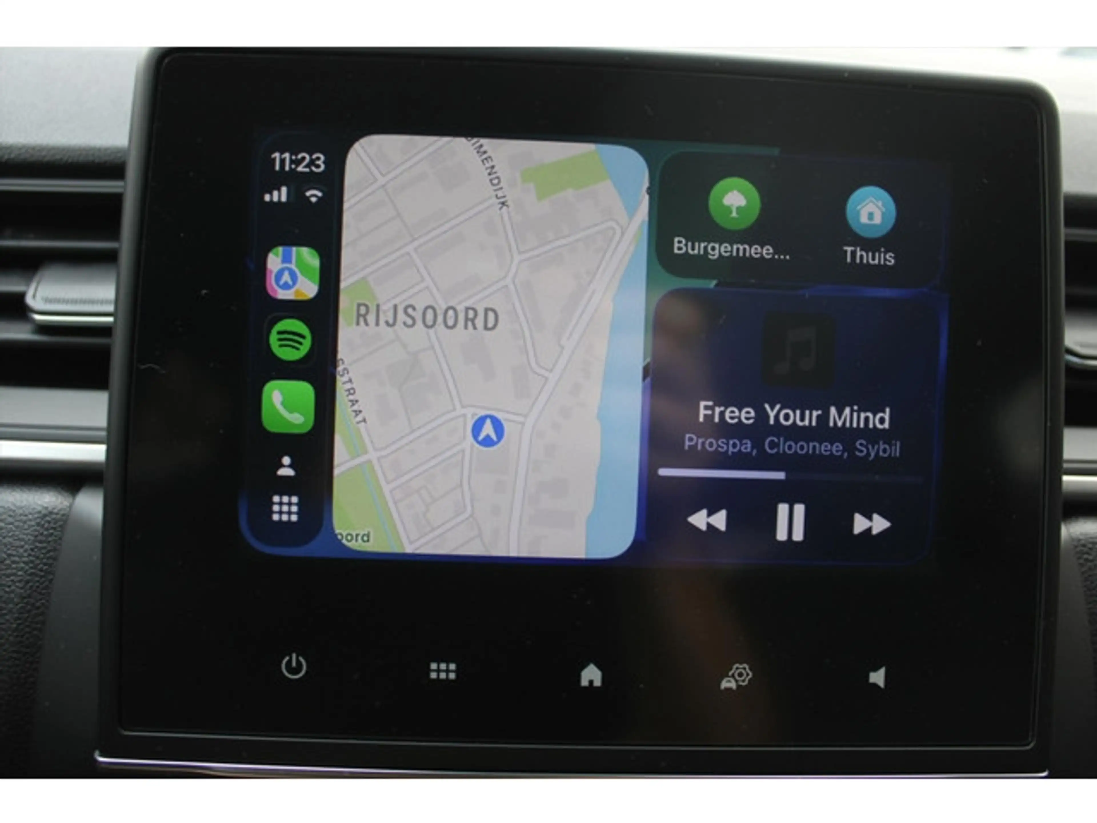 Renault Captur 1.3 TCe Hybride *Zen* | Carplay | Camera | Cruise — photo 8