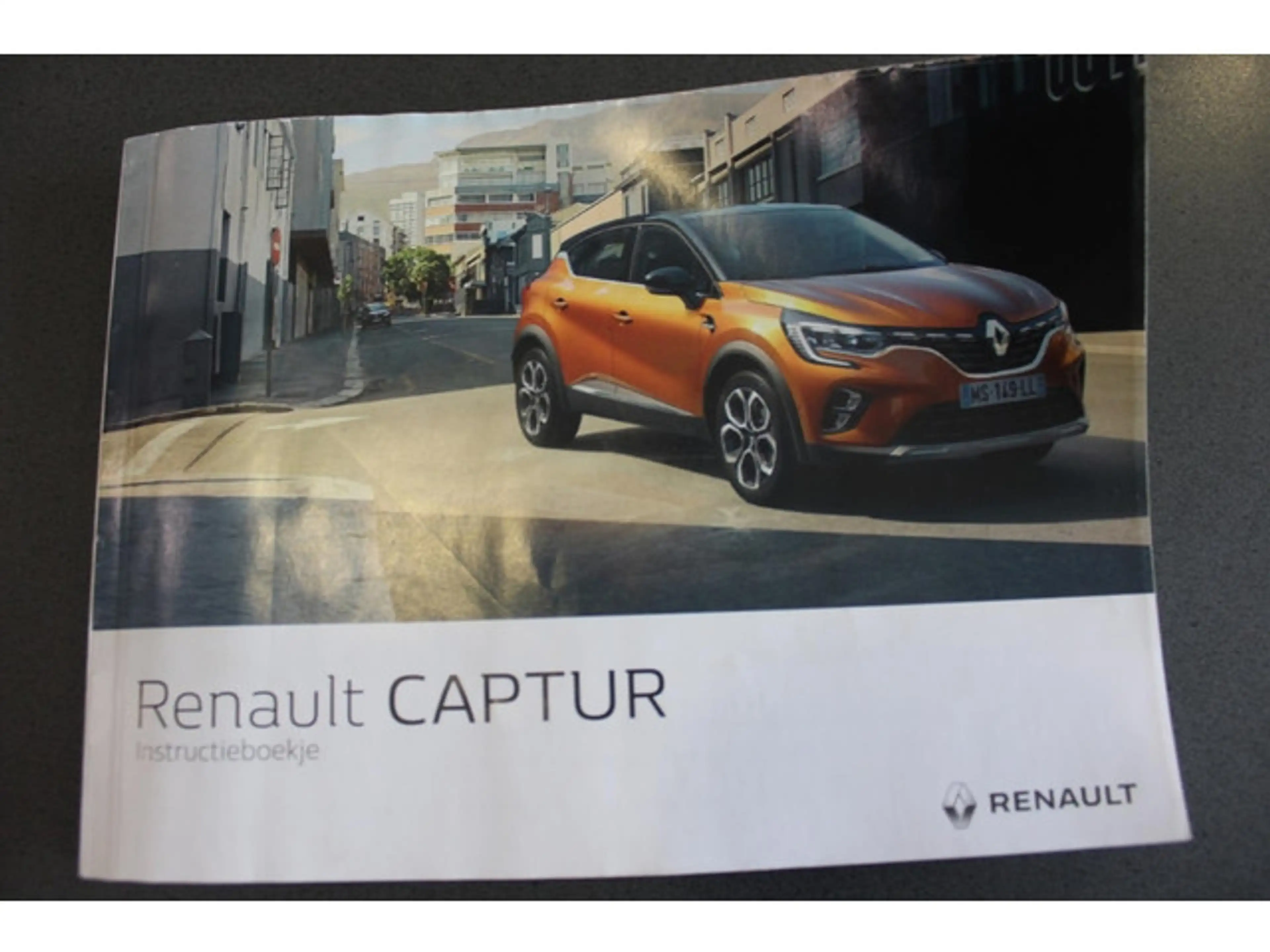 Renault Captur 1.3 TCe Hybride *Zen* | Carplay | Camera | Cruise — photo 17