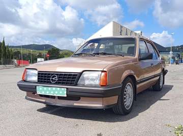 Ascona 1.6S LS LS
