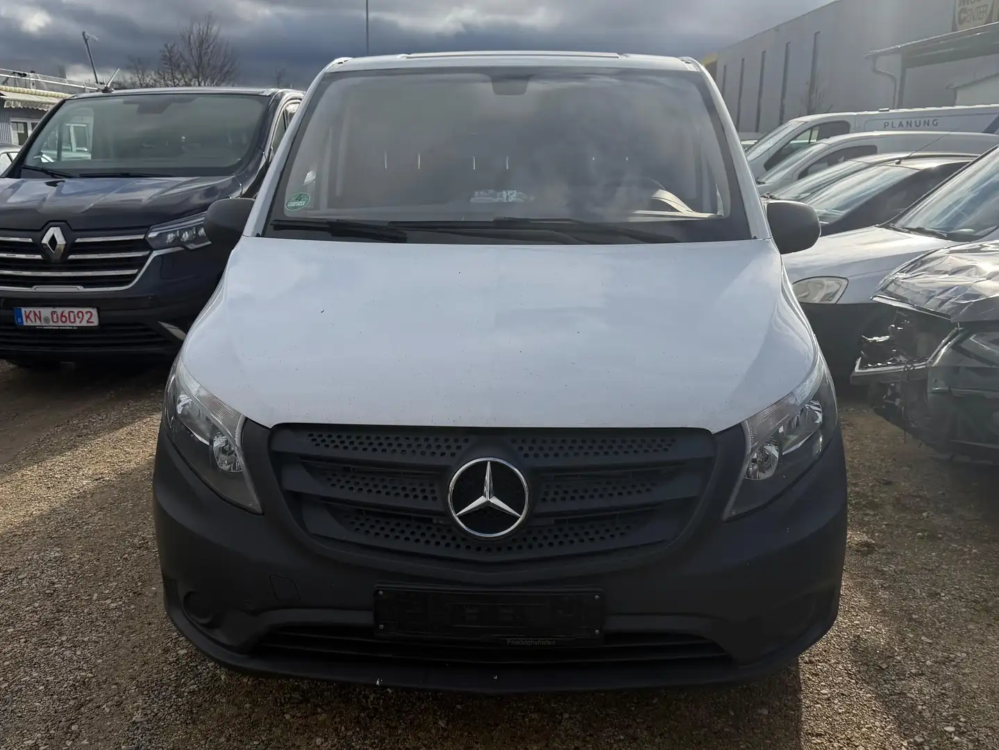 Mercedes-Benz Vito Vito 111 CDI 111 CDI Tourer Lang SELECT Weiß - 2